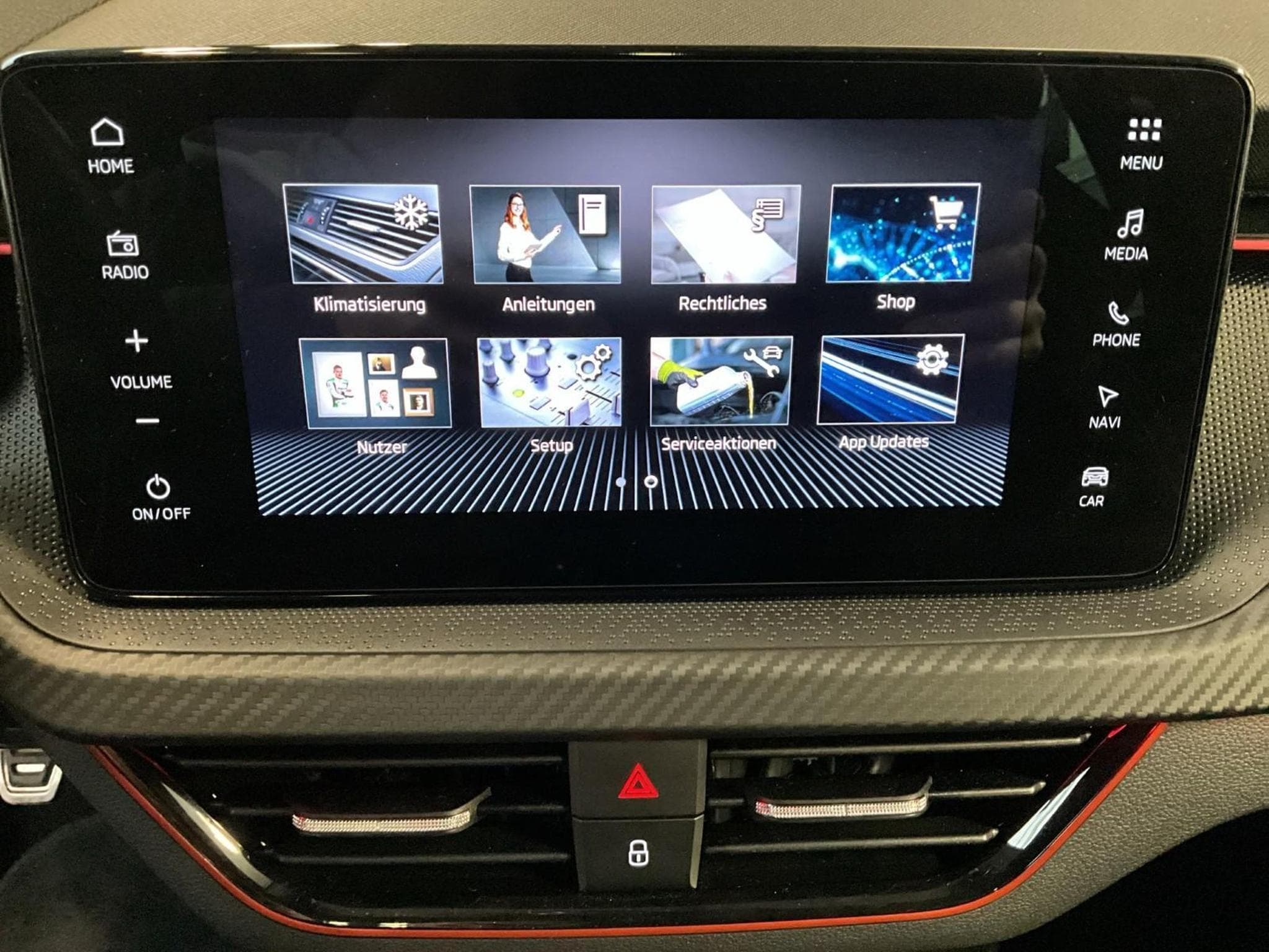 Skoda Scala Monte-Carlo+Led+Navi+DAB+Pano (2025) - Foto 19