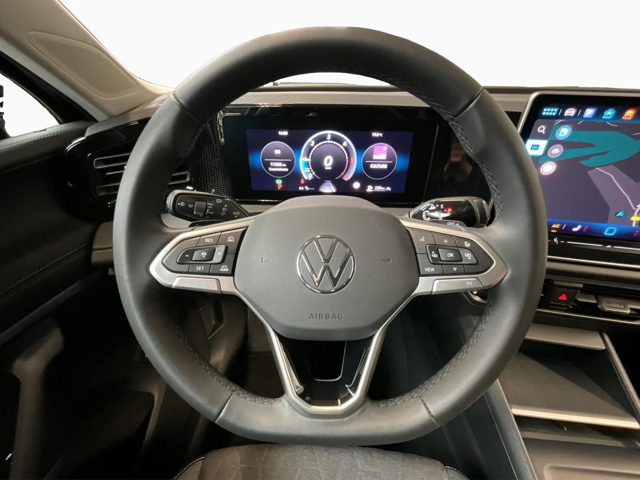 VW Tiguan Life+DSG+P.Design+P.Confort (2025) - Foto 10