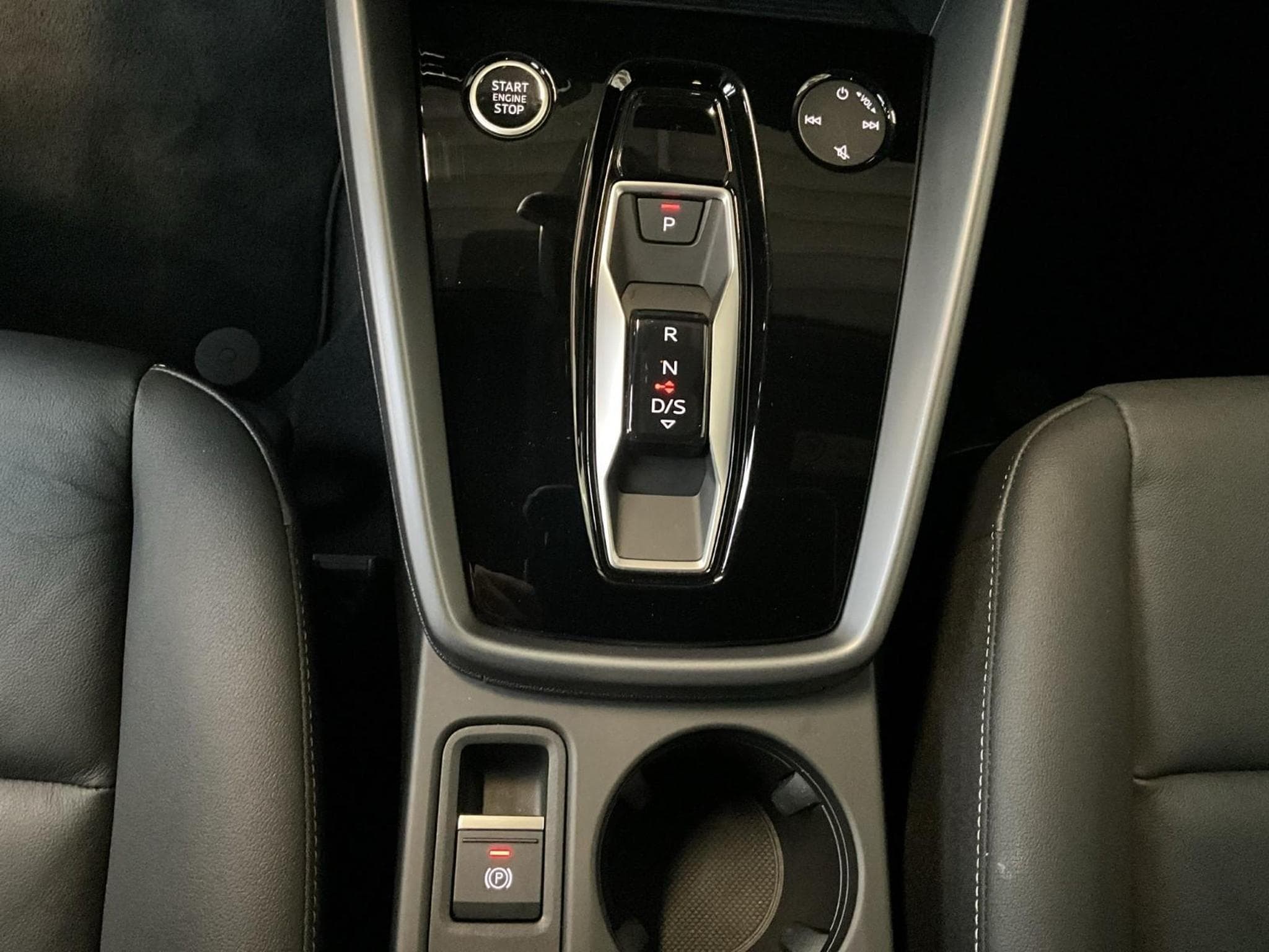 Audi A3 SB+S-line+35TFSI+S-Tronic+P.Business (2025) - Photo 12