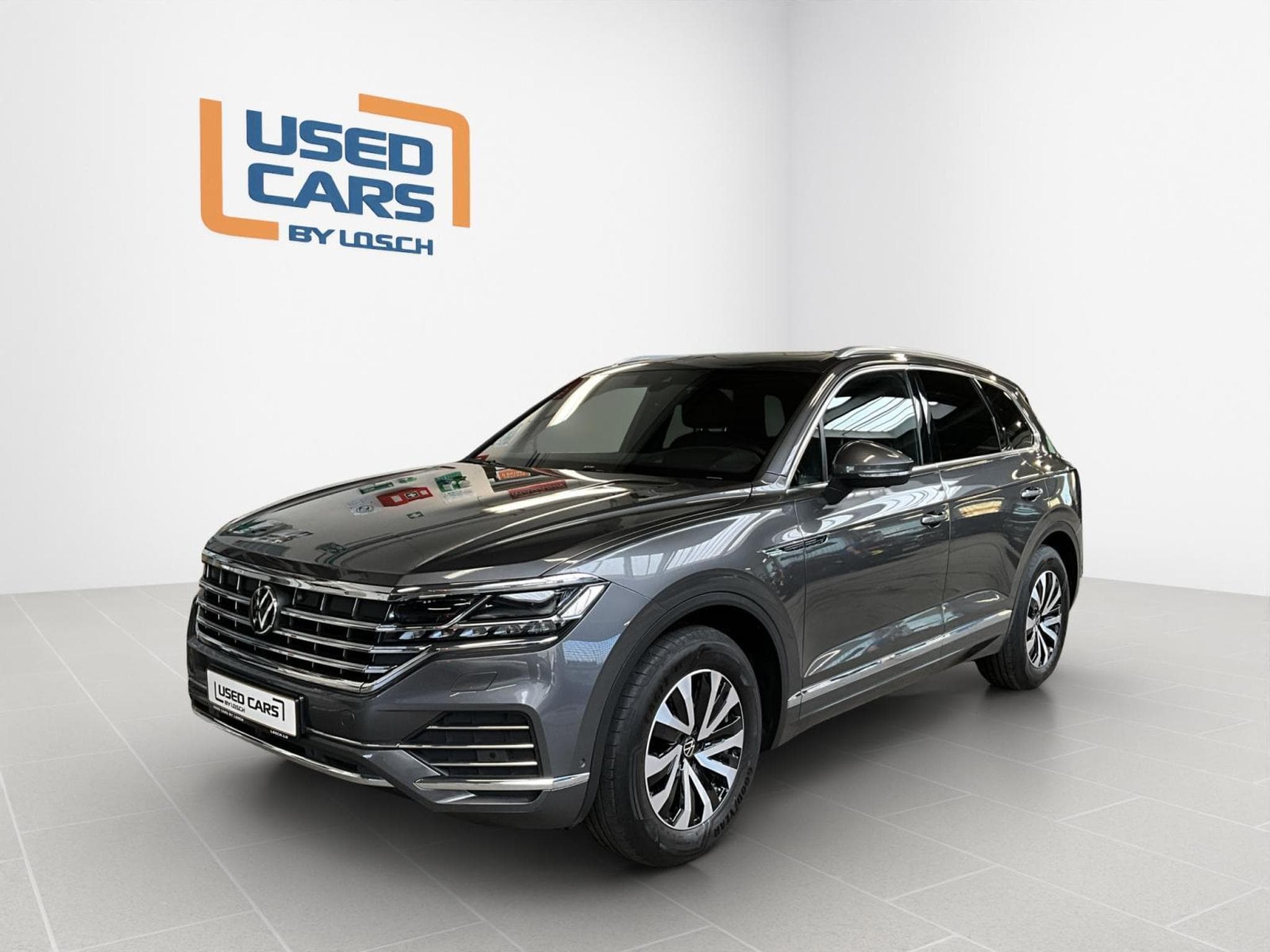 VW Touareg Elegance+V6+4M+Pano+AHK+Luft (2023) - Foto 1