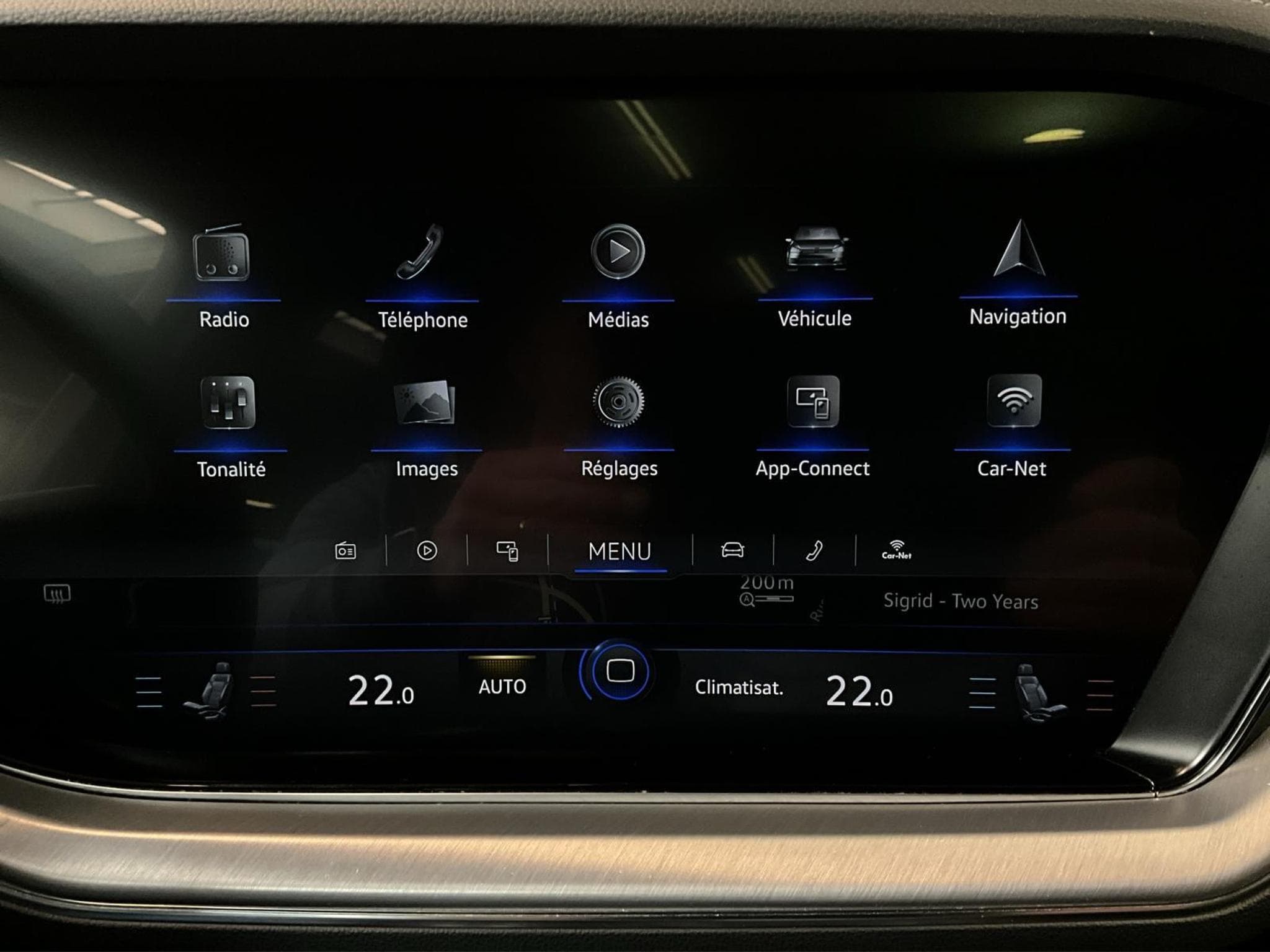 VW Touareg Elegance+V6+4M+Pano+AHK+Luft (2023) - Foto 13