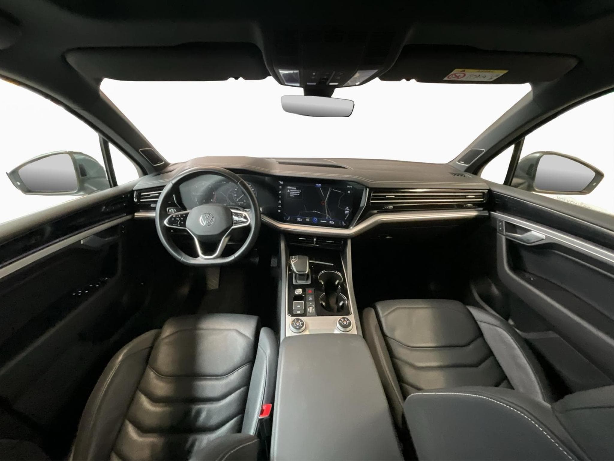 VW Touareg Elegance+V6+4M+Pano+AHK+Luft (2023) - Foto 2