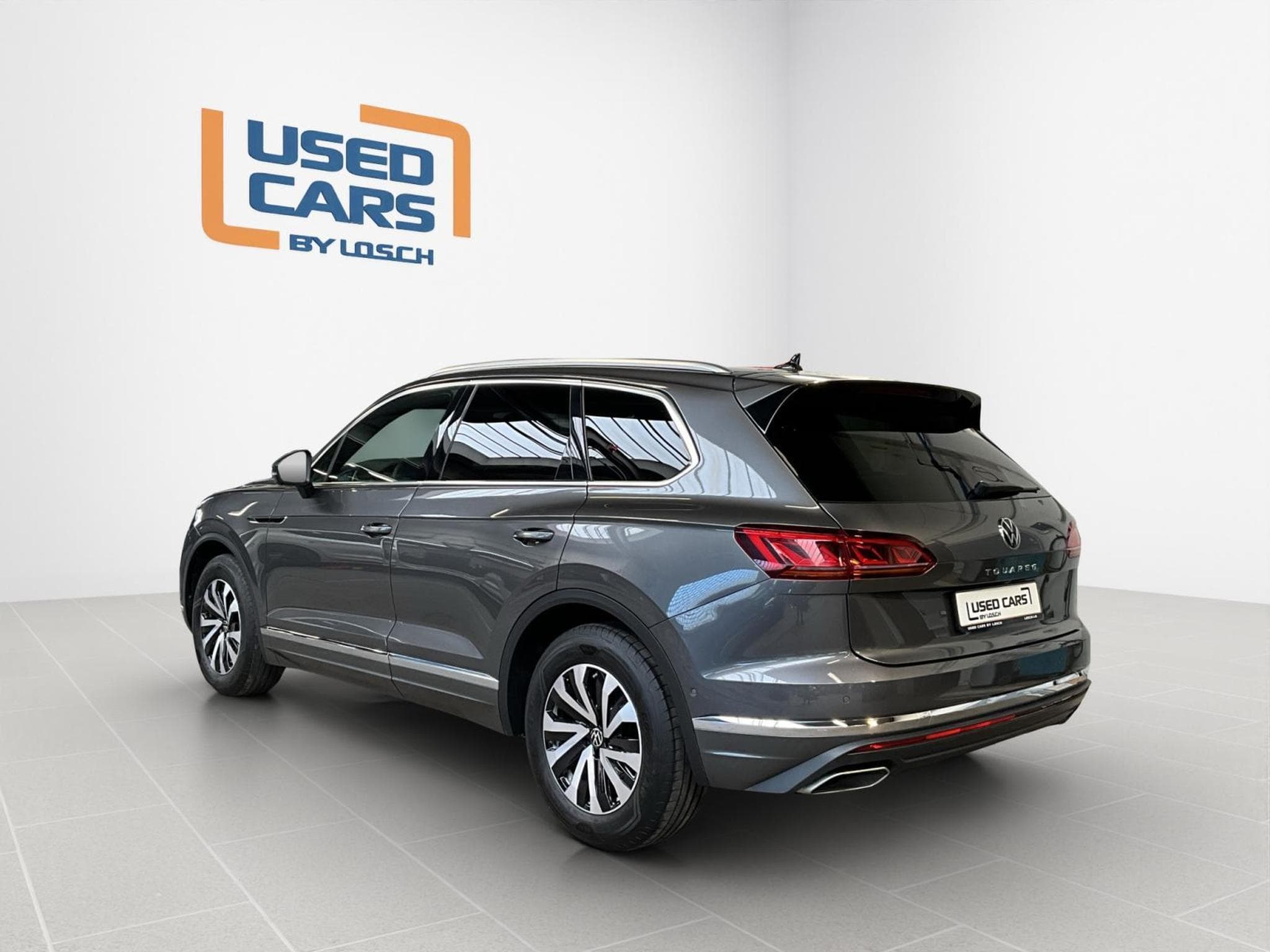 VW Touareg Elegance+V6+4M+Pano+AHK+Luft (2023) - Foto 5