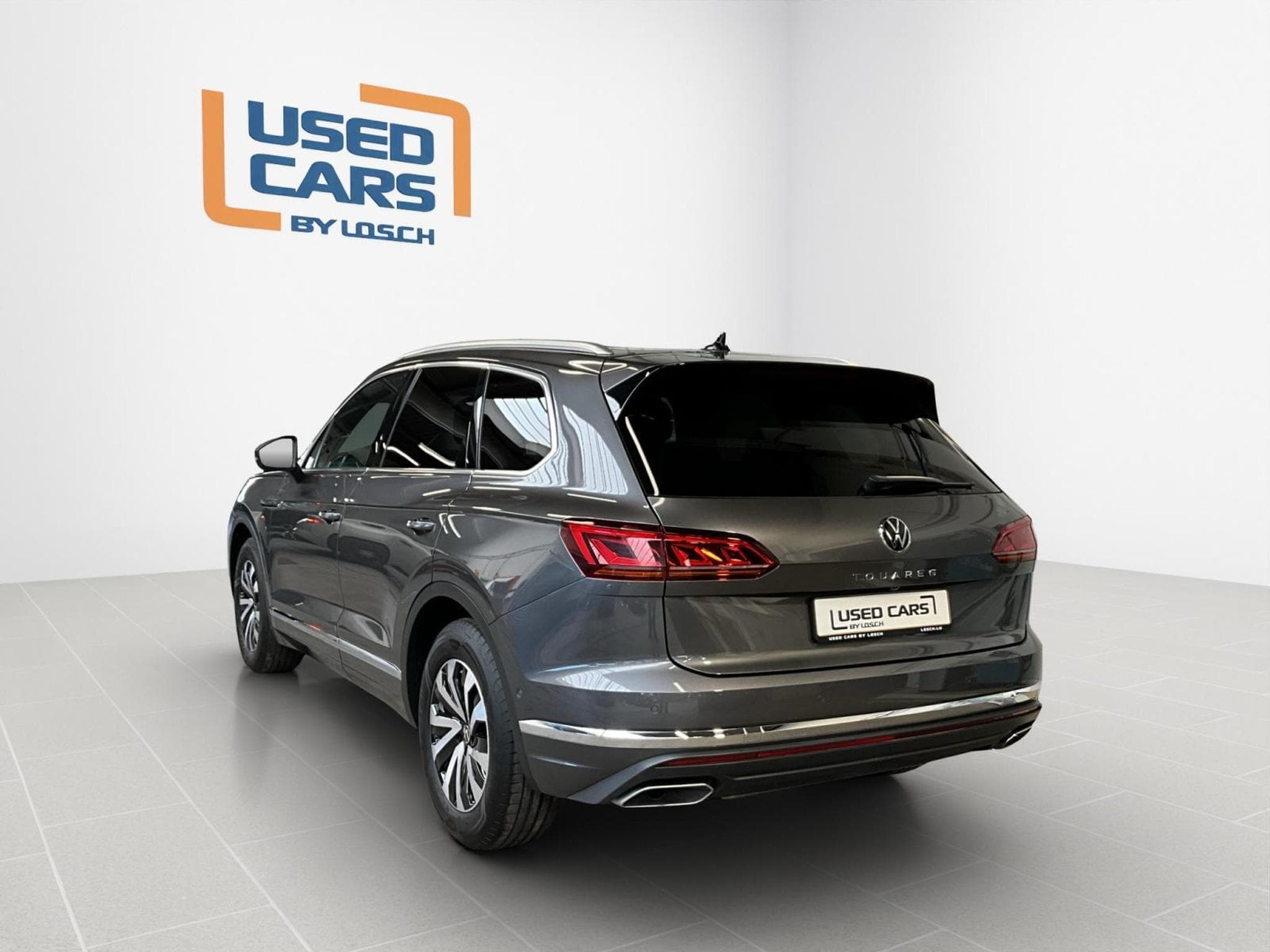 VW Touareg Elegance+V6+4M+Pano+AHK+Luft (2023) - Foto 6