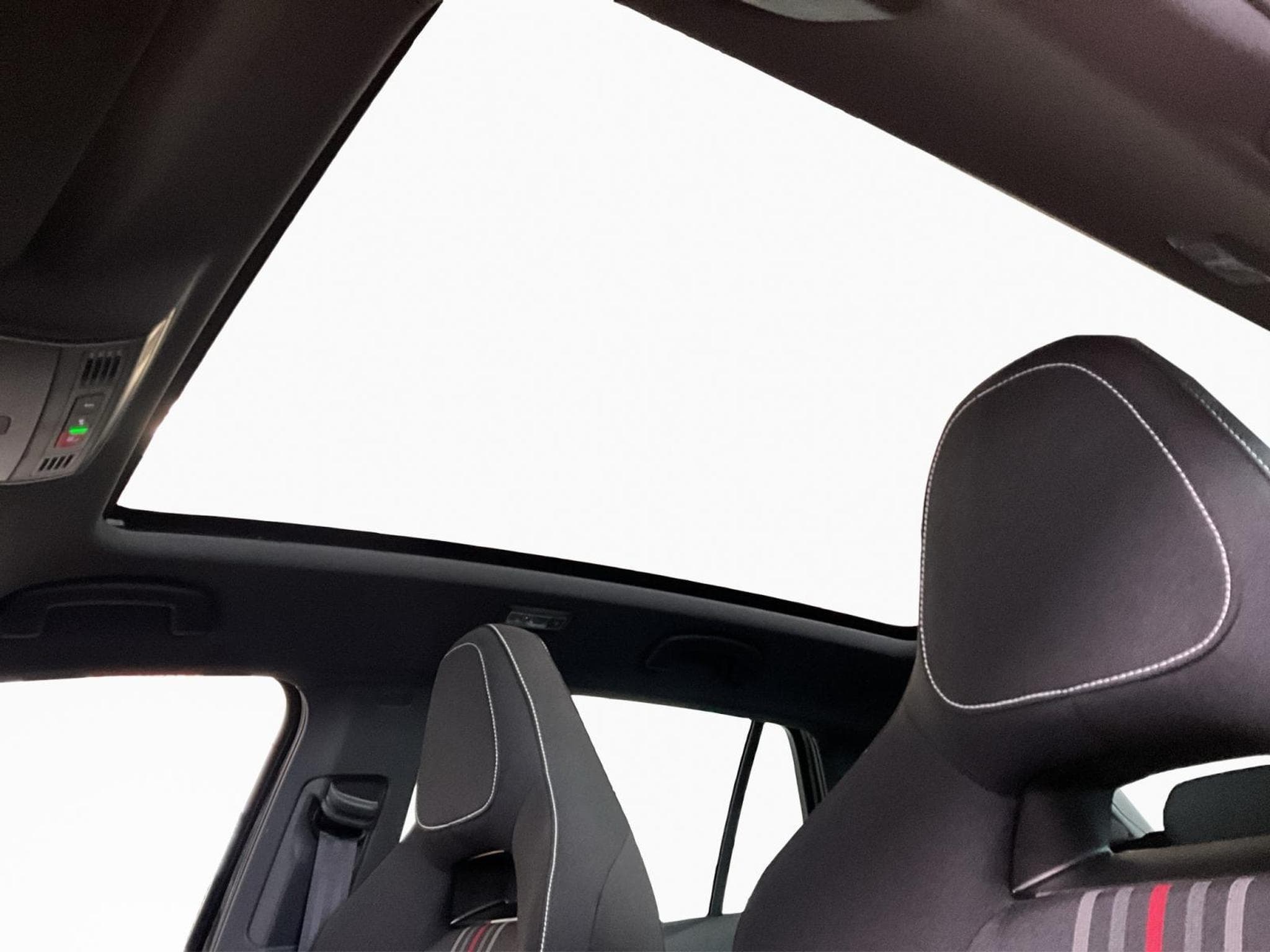 Skoda Scala Monte-Carlo+DSG+Pano+LED (2025) - Foto 15