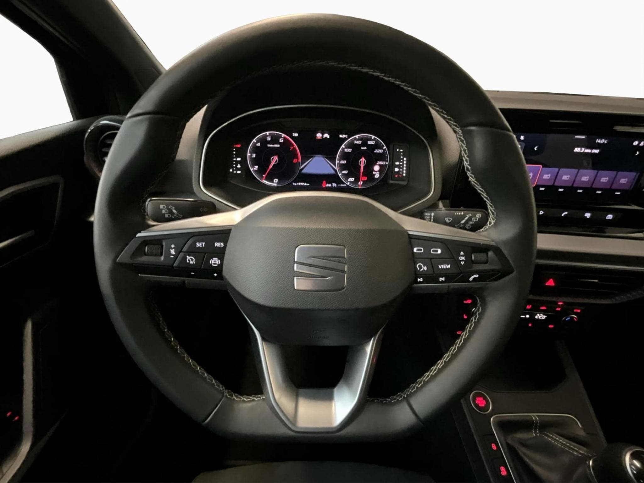 Seat Ibiza Xcellence+BVM+P.Luxe+P.Vision (2025) - Foto 10