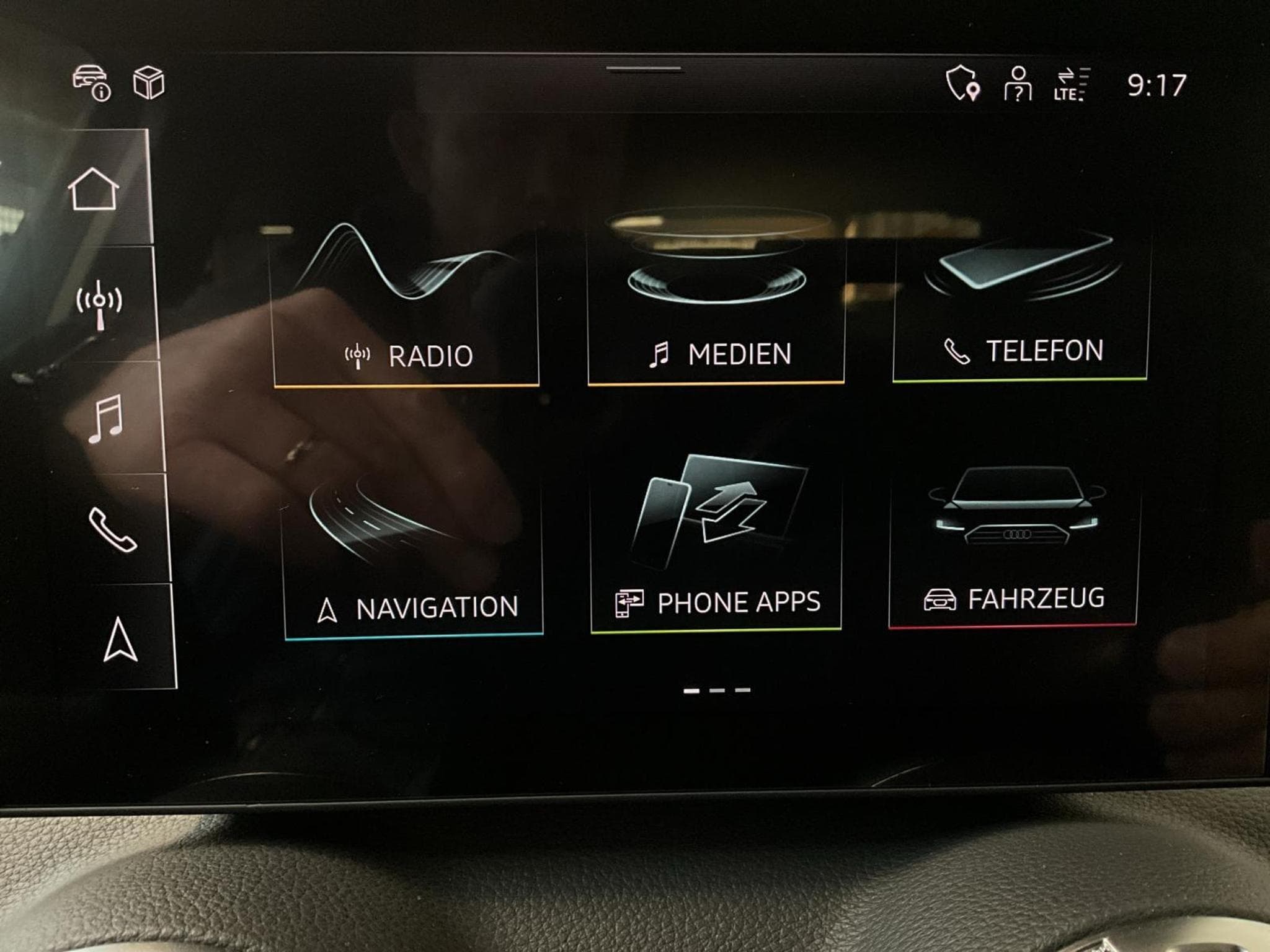 Audi Q2 S-line+S-Tronic+P.Business+LM18 (2025) - Foto 13