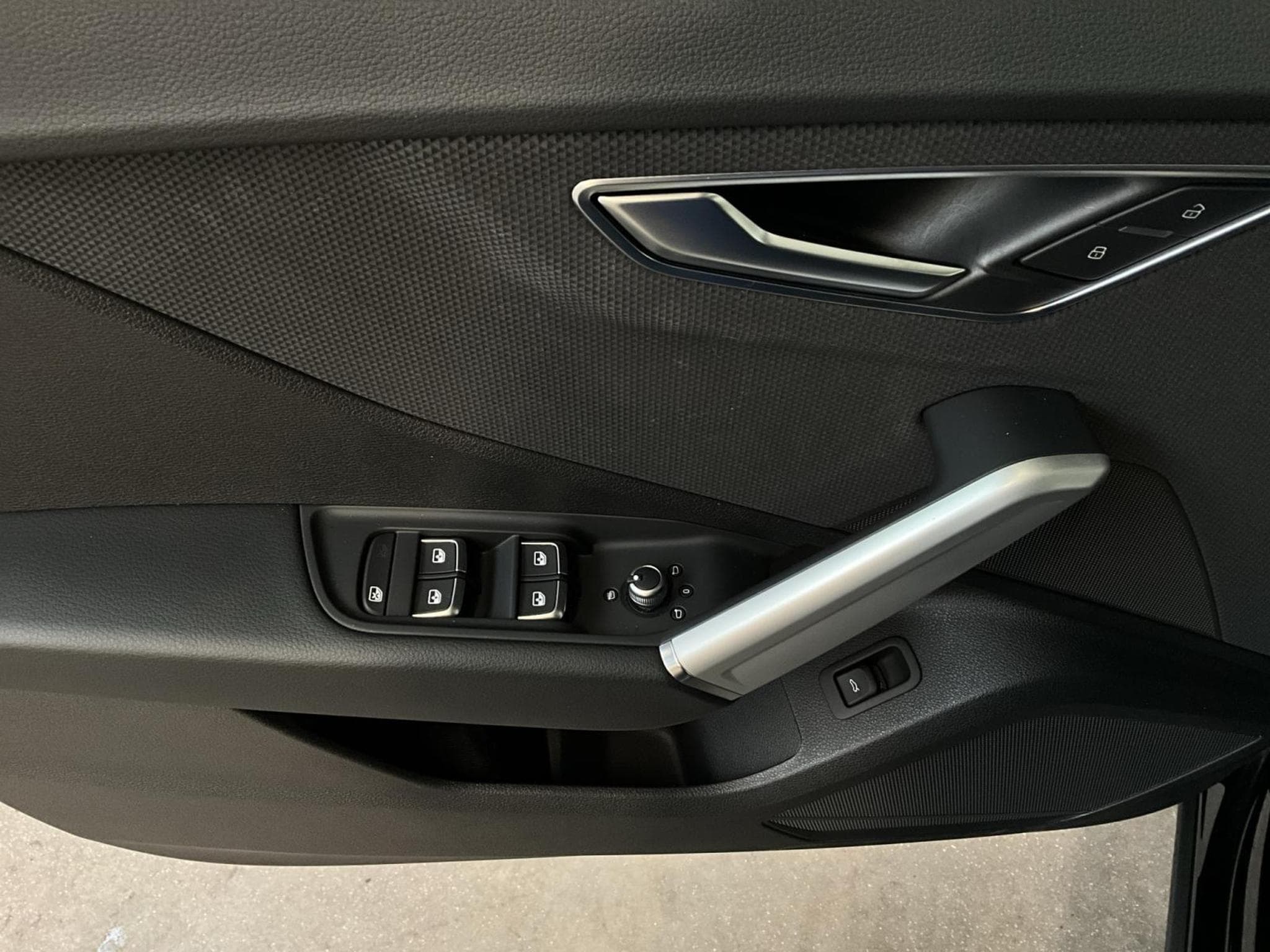 Audi Q2 S-line+S-Tronic+P.Business+LM18 (2025) - Foto 14