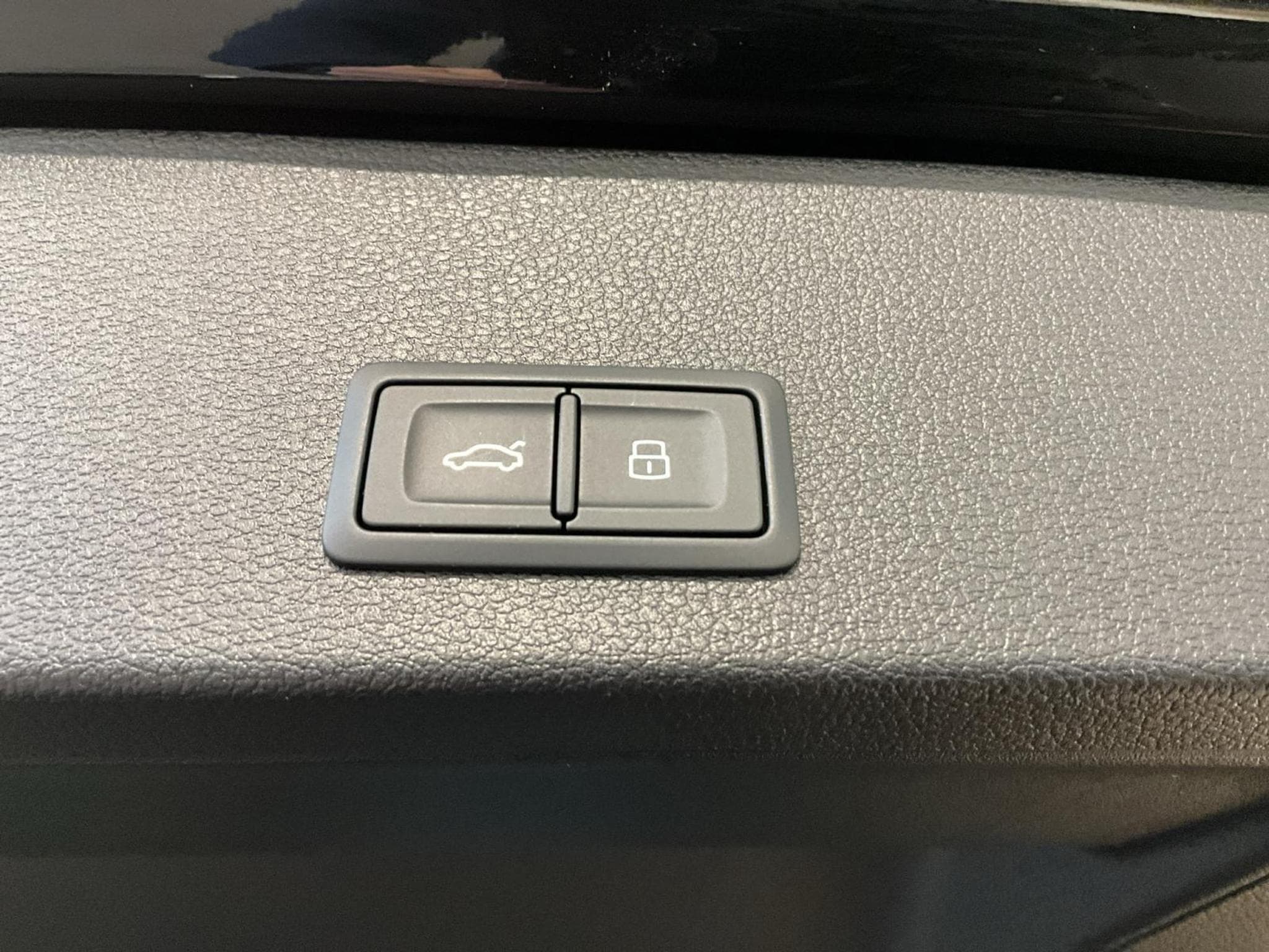 Audi Q2 S-line+S-Tronic+P.Business+LM18 (2025) - Foto 18