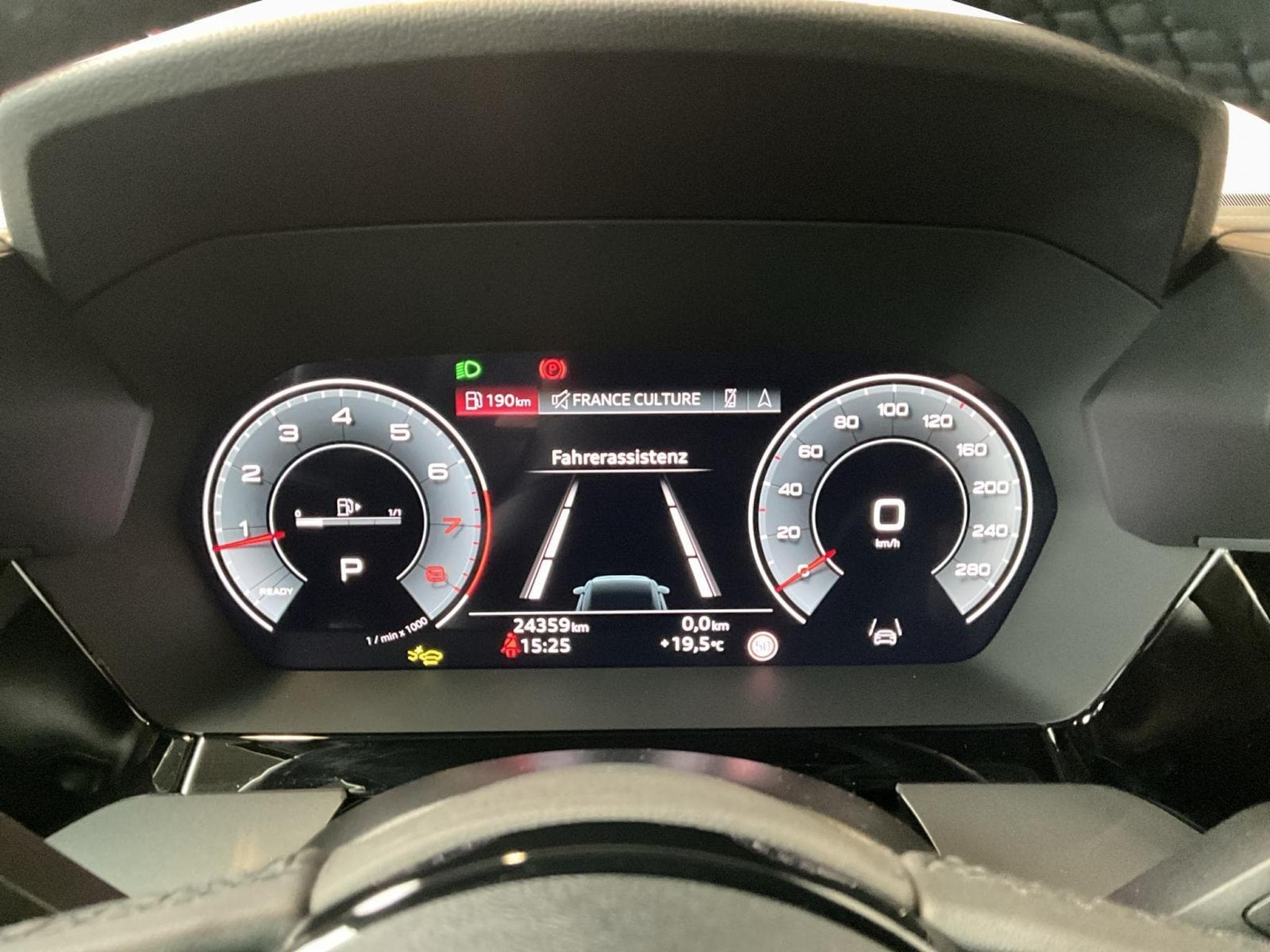 Audi A3 SB+S-line+35TFSI+S-Tronic+Led (2025) - Foto 11