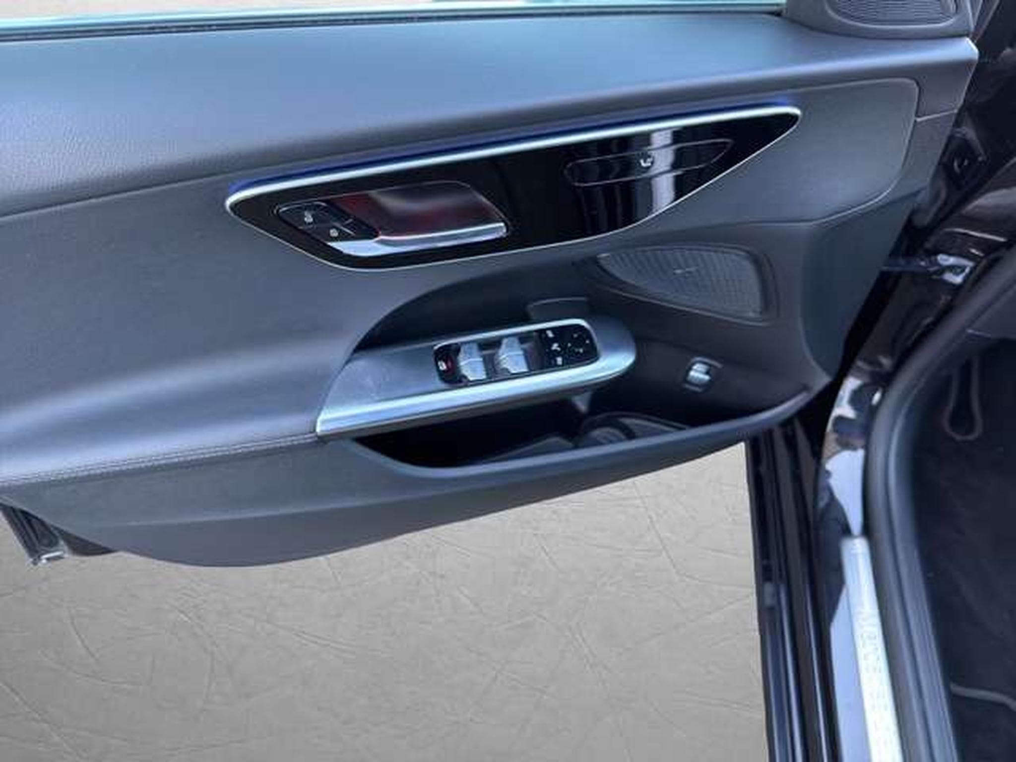 Mercedes C 200 T 4Matic Avantgarde/Pano/Navi/Side-Assist (2022) - Photo 12