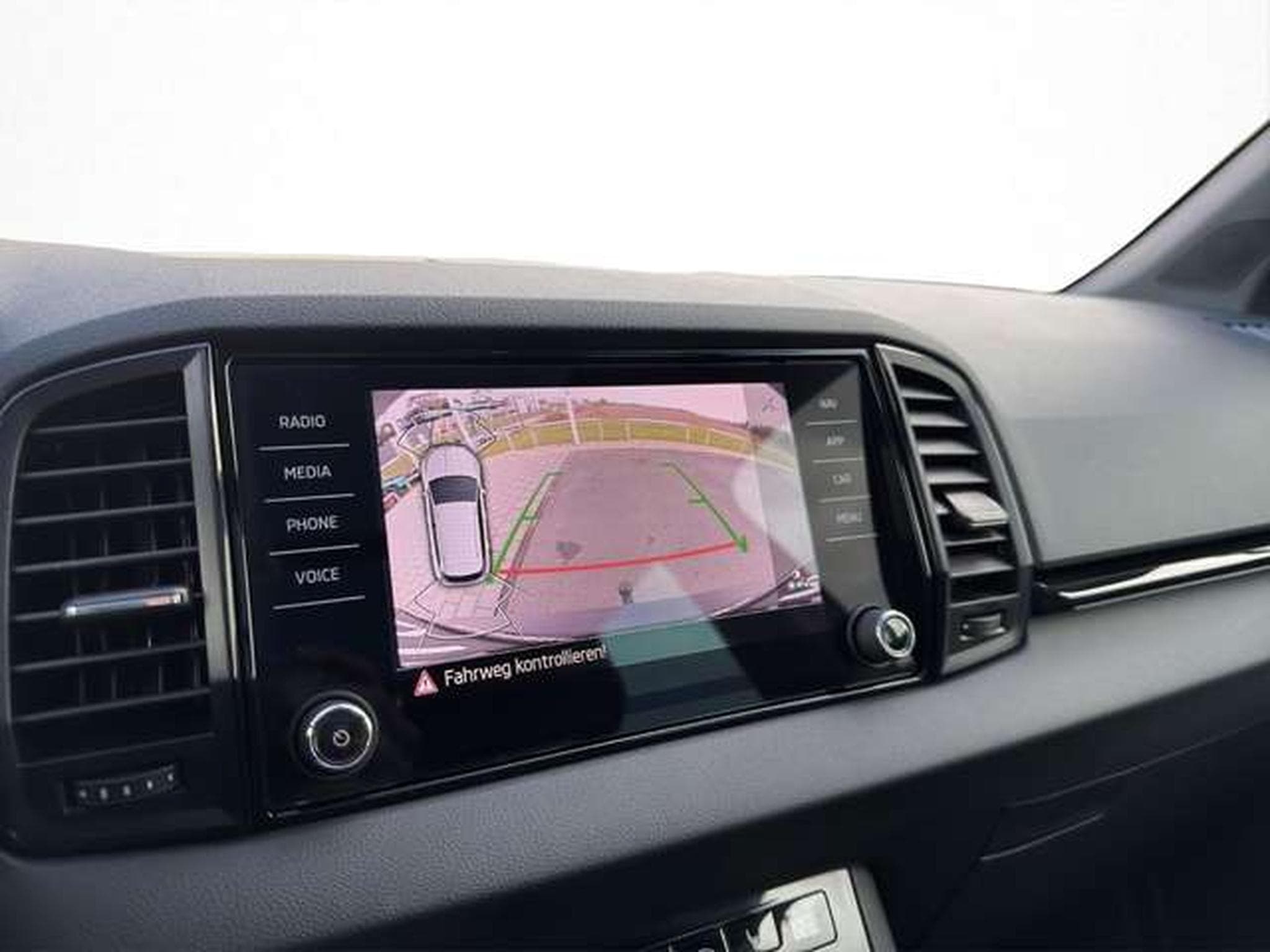 Skoda Karoq Sportline 4x4/AHK/NAVI/ACC/Kamera/DCC (2023) - Photo 22