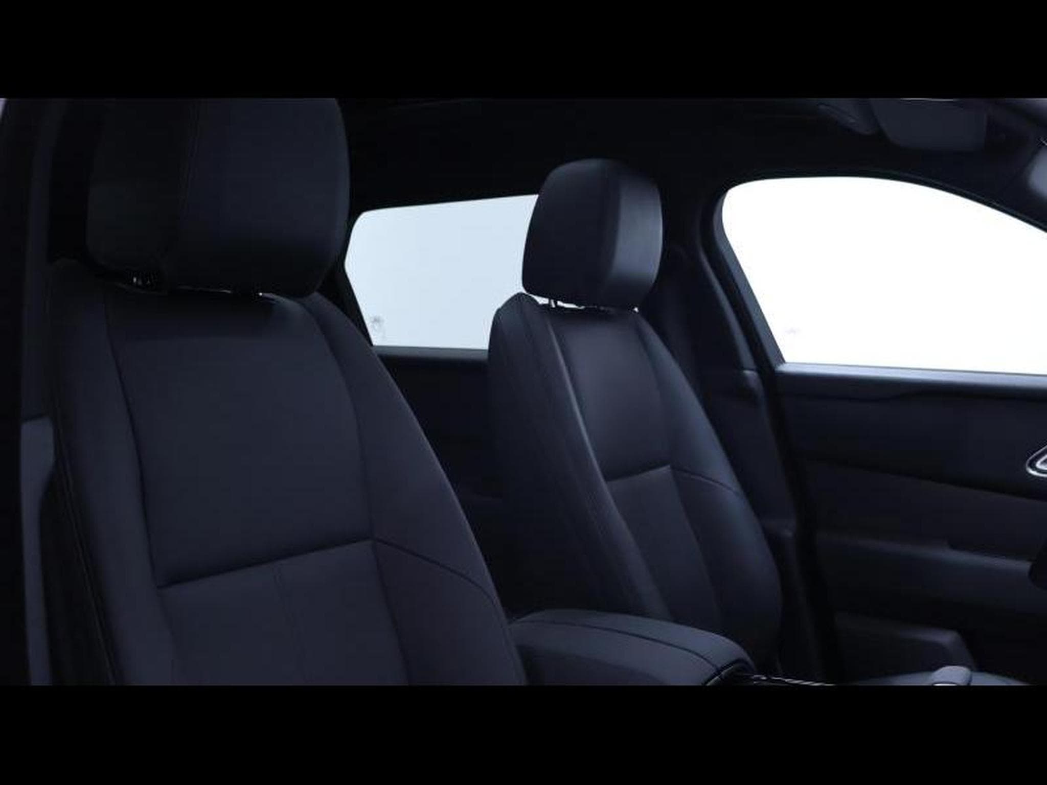 Land-Rover Range Rover Velar D200 Dynamic SE AWD Auto (2024) - Photo 12