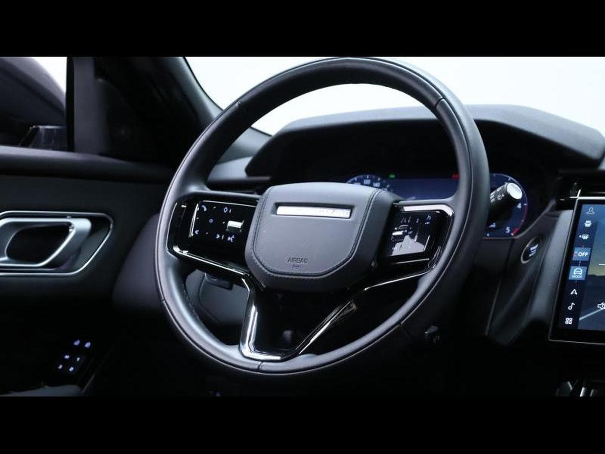 Land-Rover Range Rover Velar D200 Dynamic SE AWD Auto (2024) - Photo 16