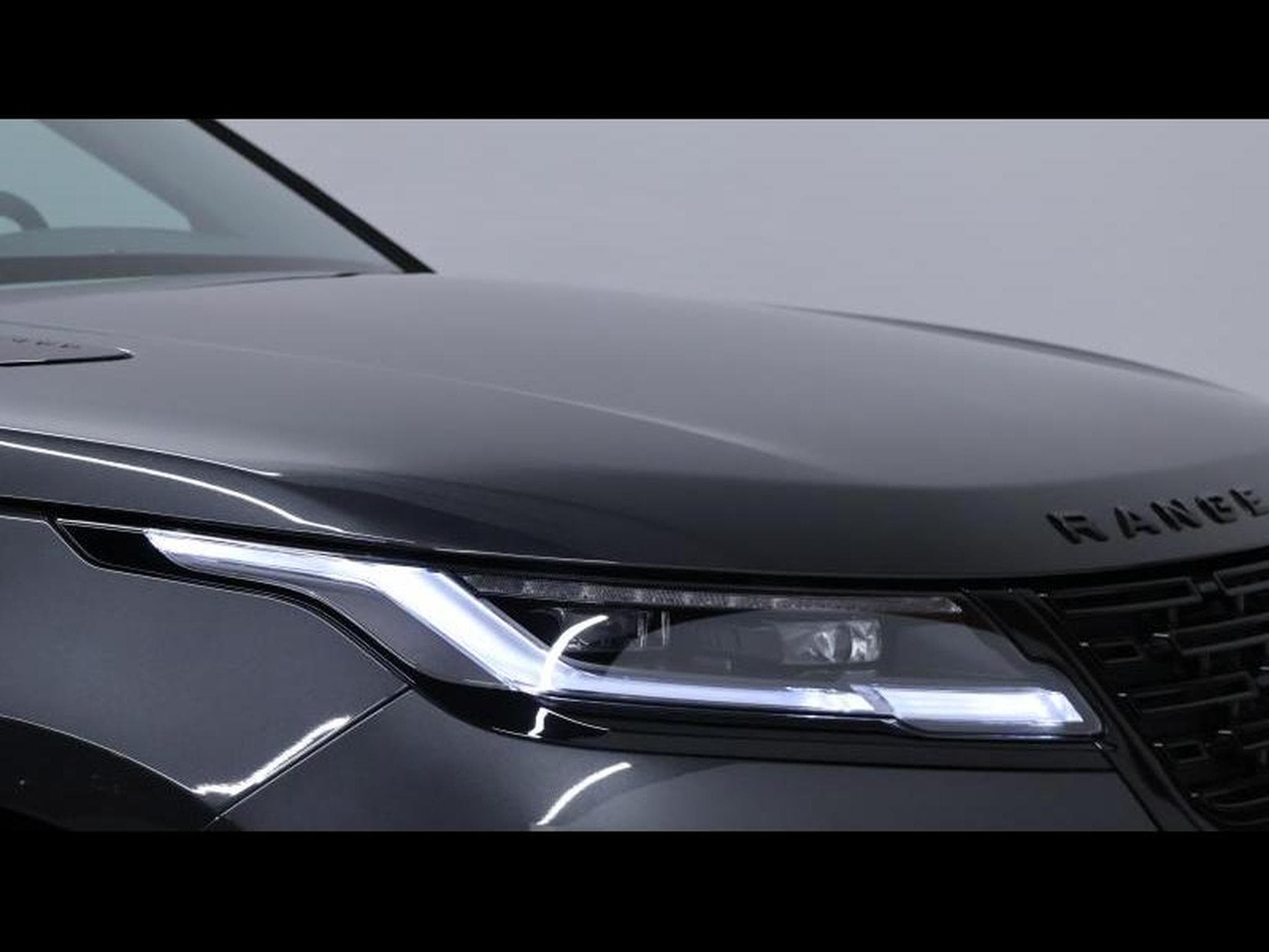 Land-Rover Range Rover Velar D200 Dynamic SE AWD Auto (2024) - Photo 8