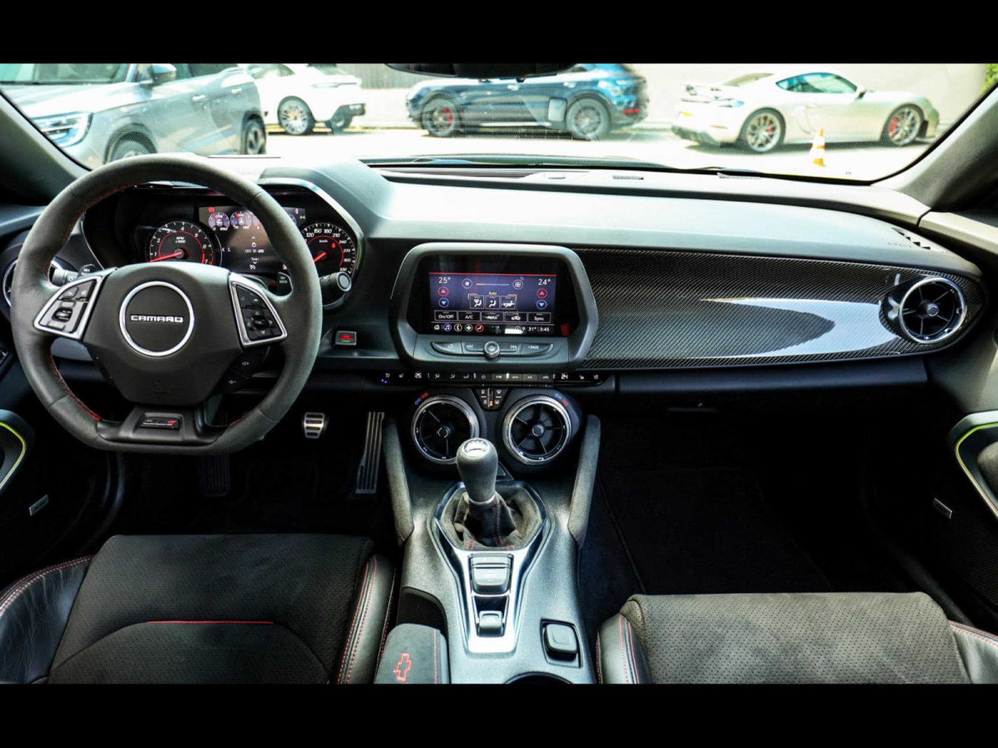 Chevrolet Camaro ZL1 6.2 V8 RWD - MANUAL 6 – SHOCK YELLOW (2020) - Photo 12