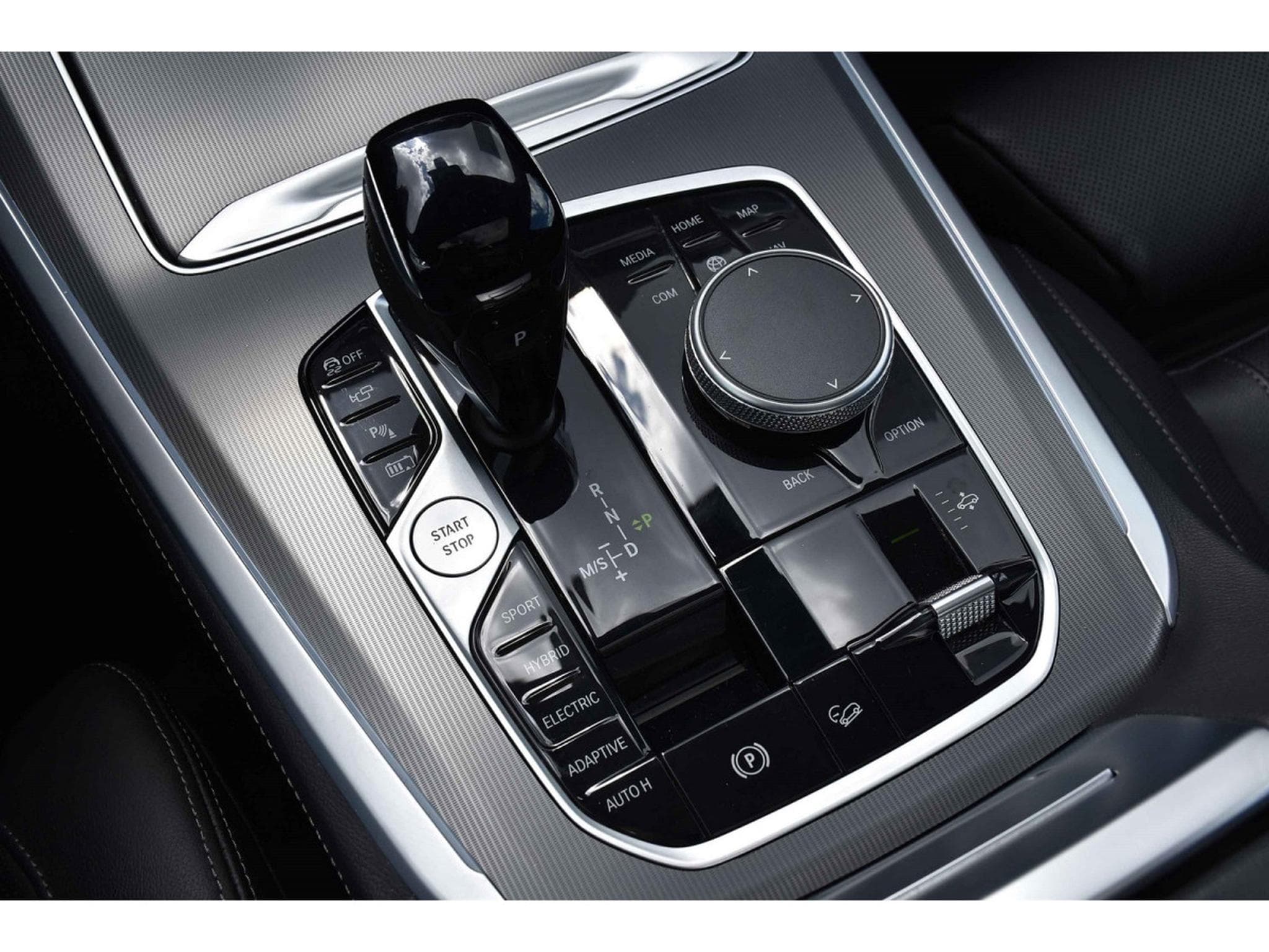 BMW X5 3.0AS xDrive45e SUSP PNEU CUIR MEM PANO ACC SIDE HUD (2022) - Photo 17