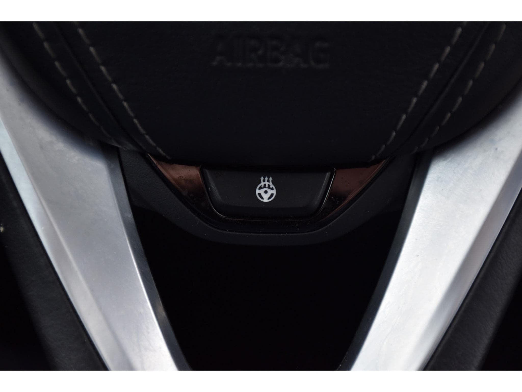 BMW X5 3.0AS xDrive45e SUSP PNEU CUIR MEM PANO ACC SIDE HUD (2022) - Photo 19