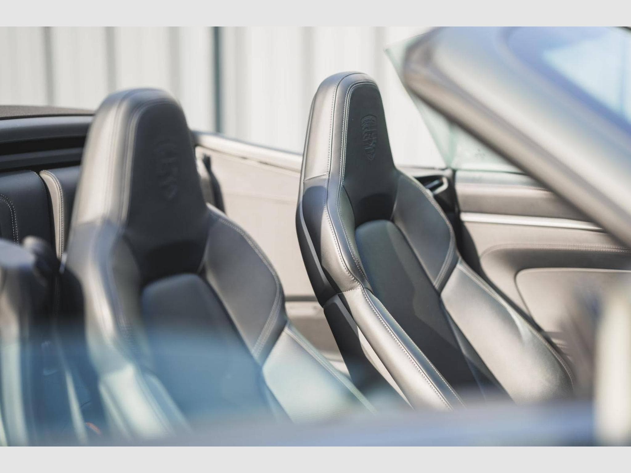 Porsche 911 Carrera 4S Cabriolet - Approved 09/26, suivi complet Porsche (2019) - Photo 18