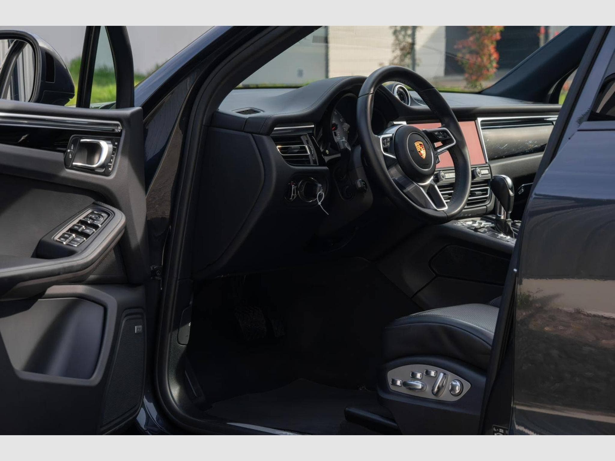 Porsche Macan S 3.0 V6 354ch – suivi 100% Porsche, très belle configuratio (2019) - Photo 28