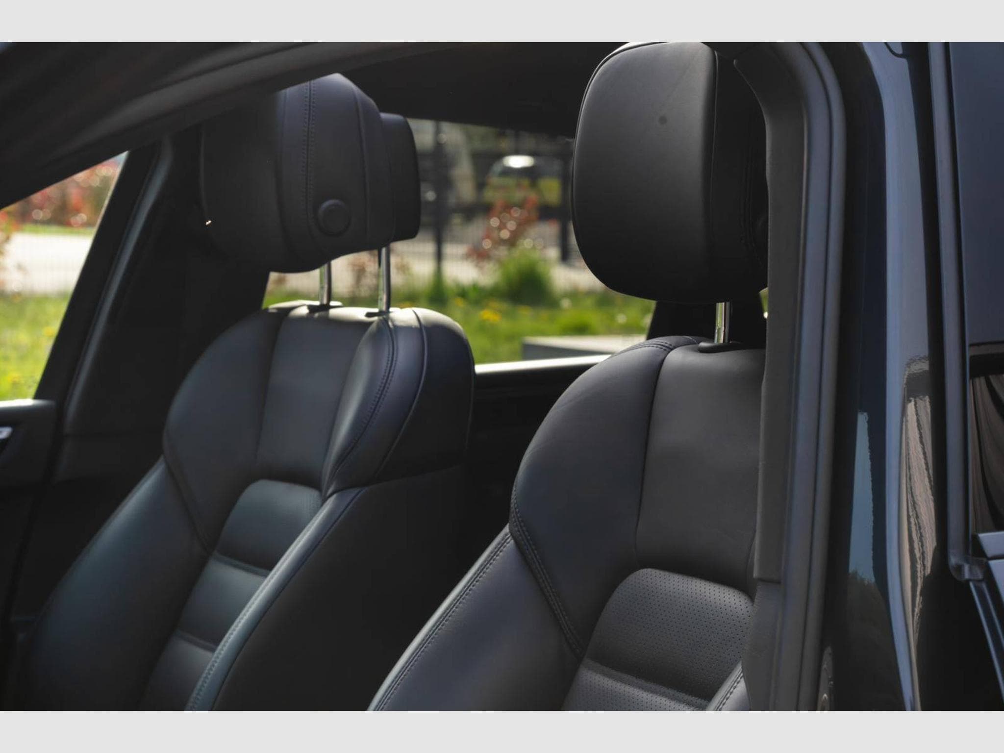 Porsche Macan S 3.0 V6 354ch – suivi 100% Porsche, très belle configuratio (2019) - Photo 36