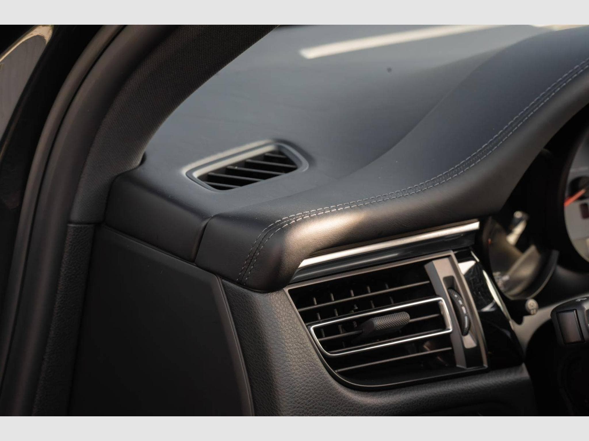 Porsche Macan S 3.0 V6 354ch – suivi 100% Porsche, très belle configuratio (2019) - Photo 49