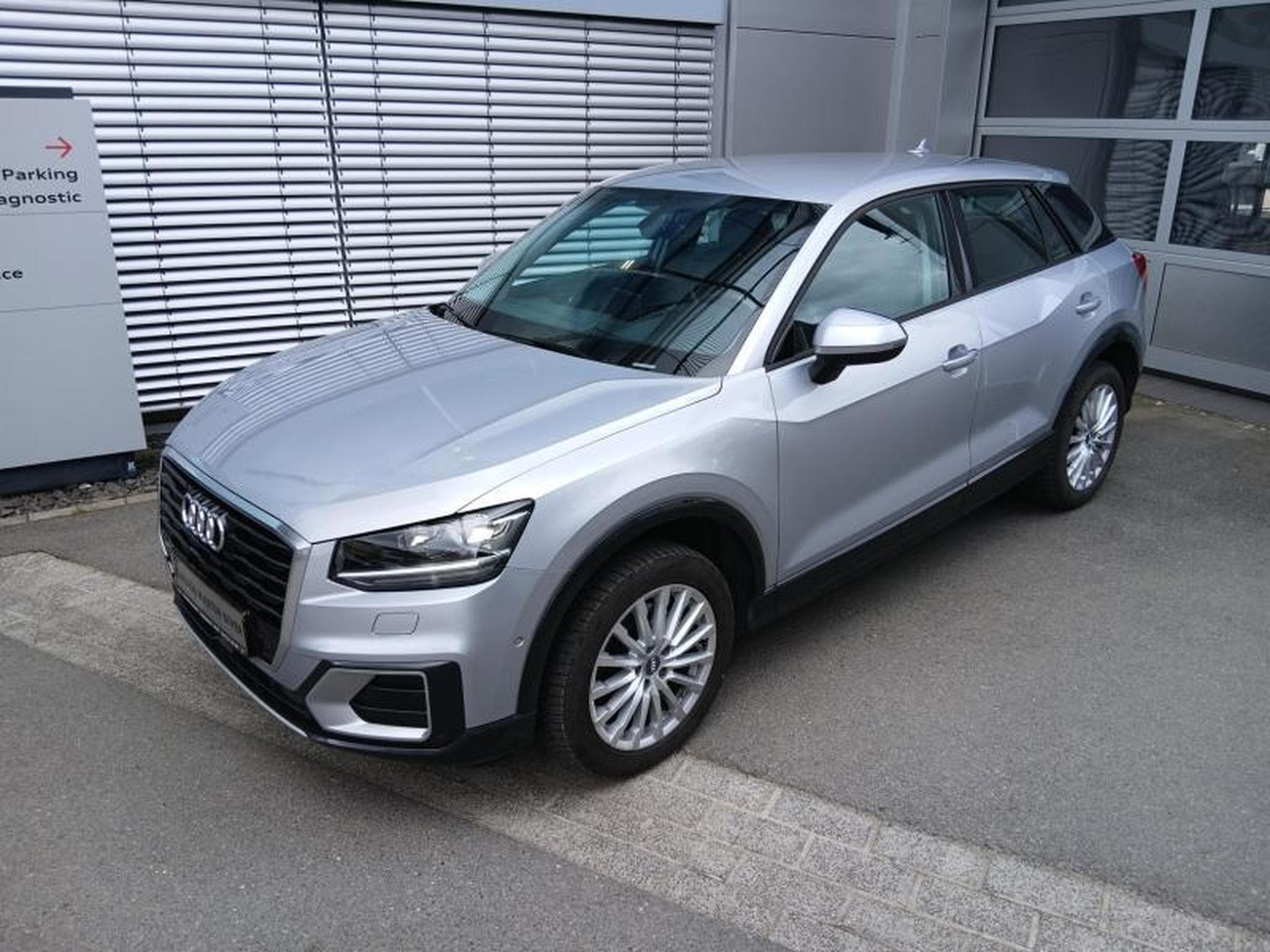 Audi Q2 design 1.6 TDI s-tronic (2019) - Photo 1