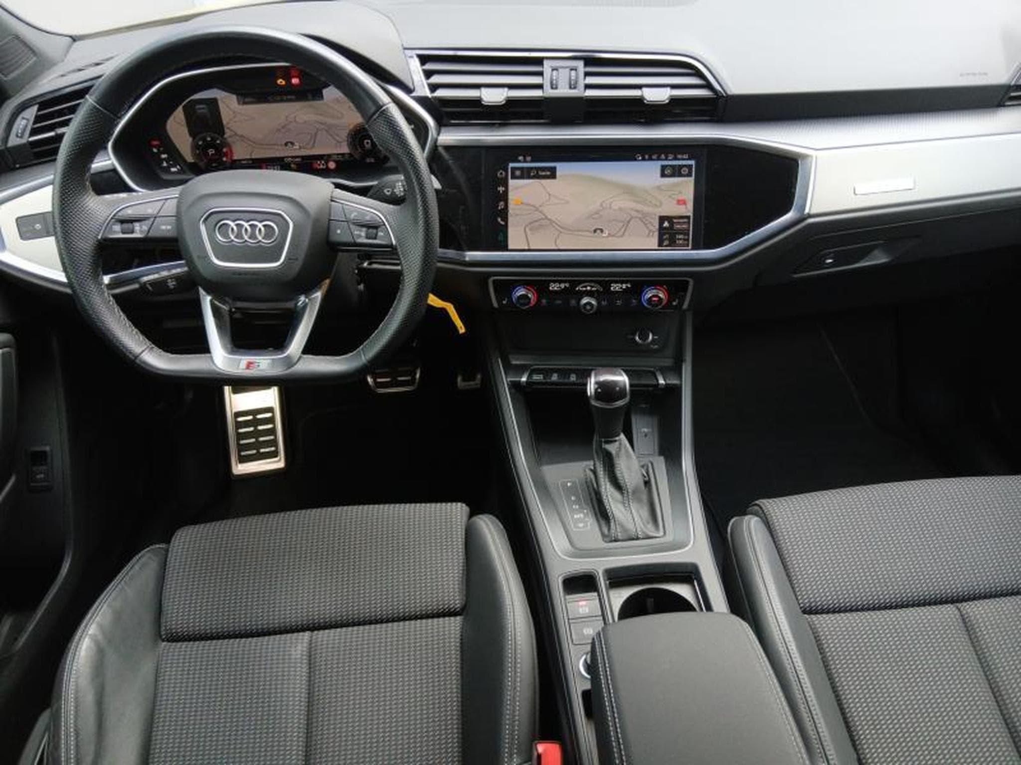 Audi Q3 Sportback S-line 40 tdi quattro s-tronic (2023) - Photo 7