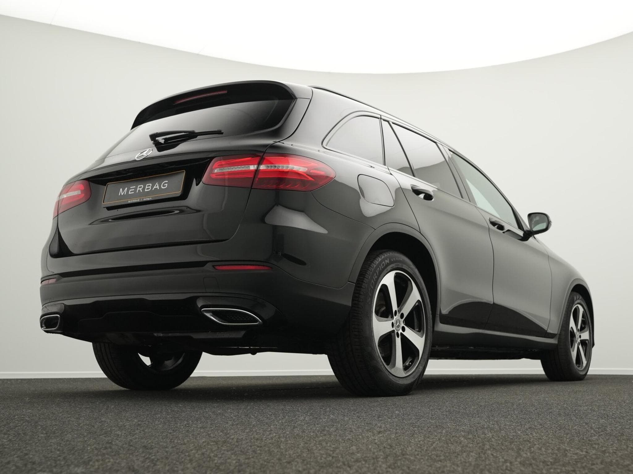 Mercedes GLC 220 d 4MATIC Exclusive+Night+Kamera+LED (2018) - Foto 9