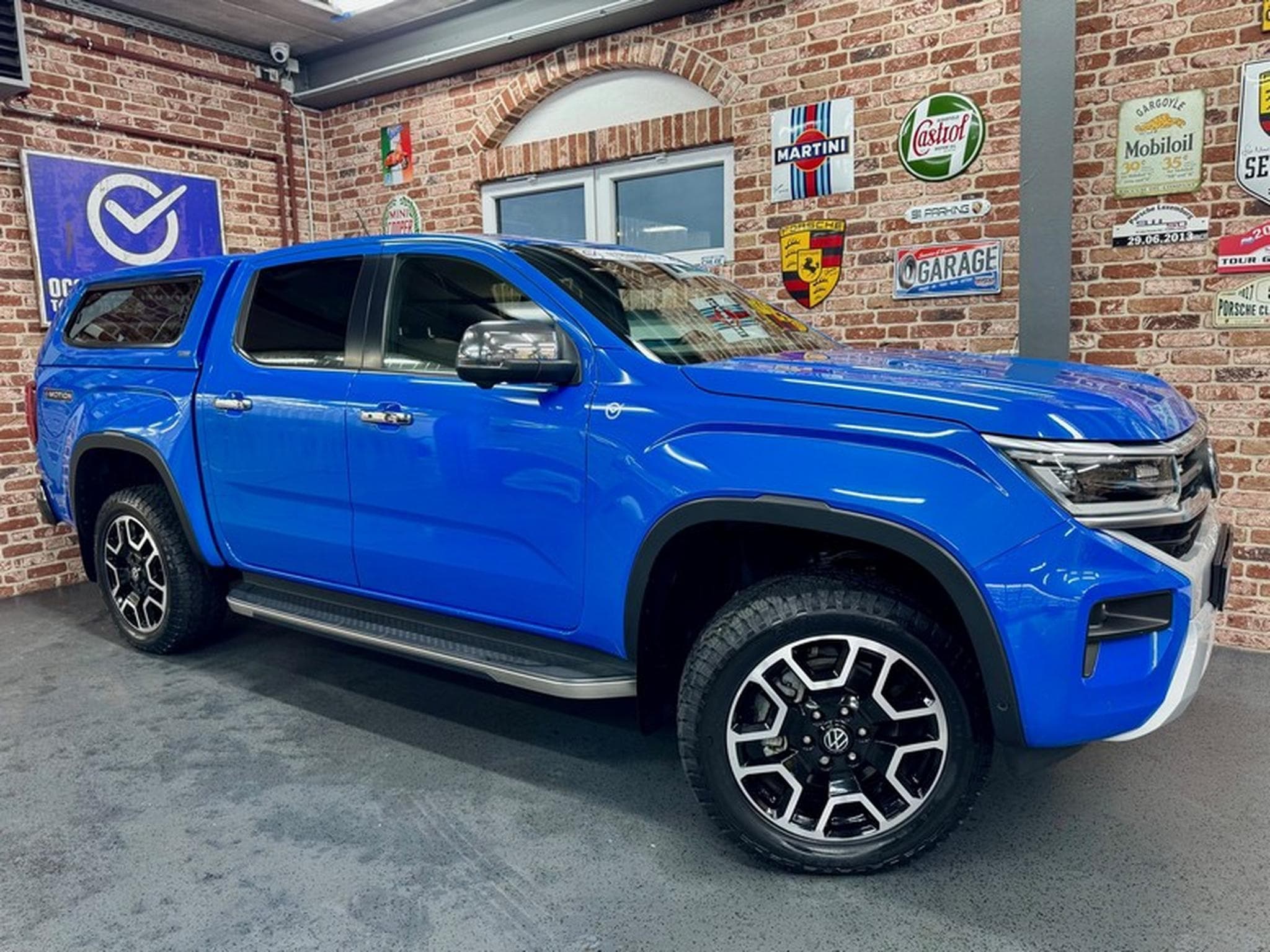 VW Amarok Amarok 3.0 TDi V6 241cv Auto 4x4 DC-AVENTURA (2023) - Foto 1