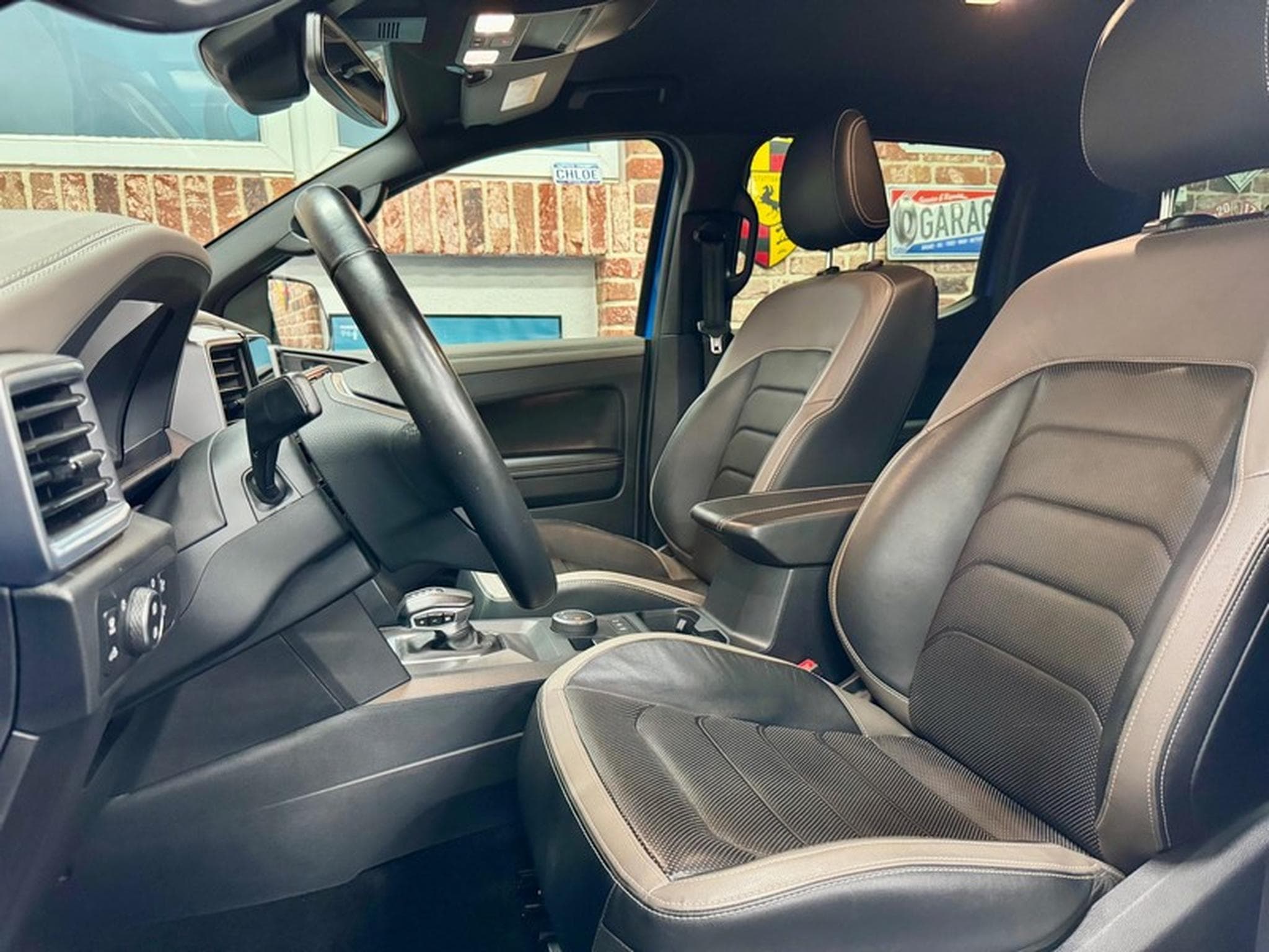 VW Amarok Amarok 3.0 TDi V6 241cv Auto 4x4 DC-AVENTURA (2023) - Foto 5