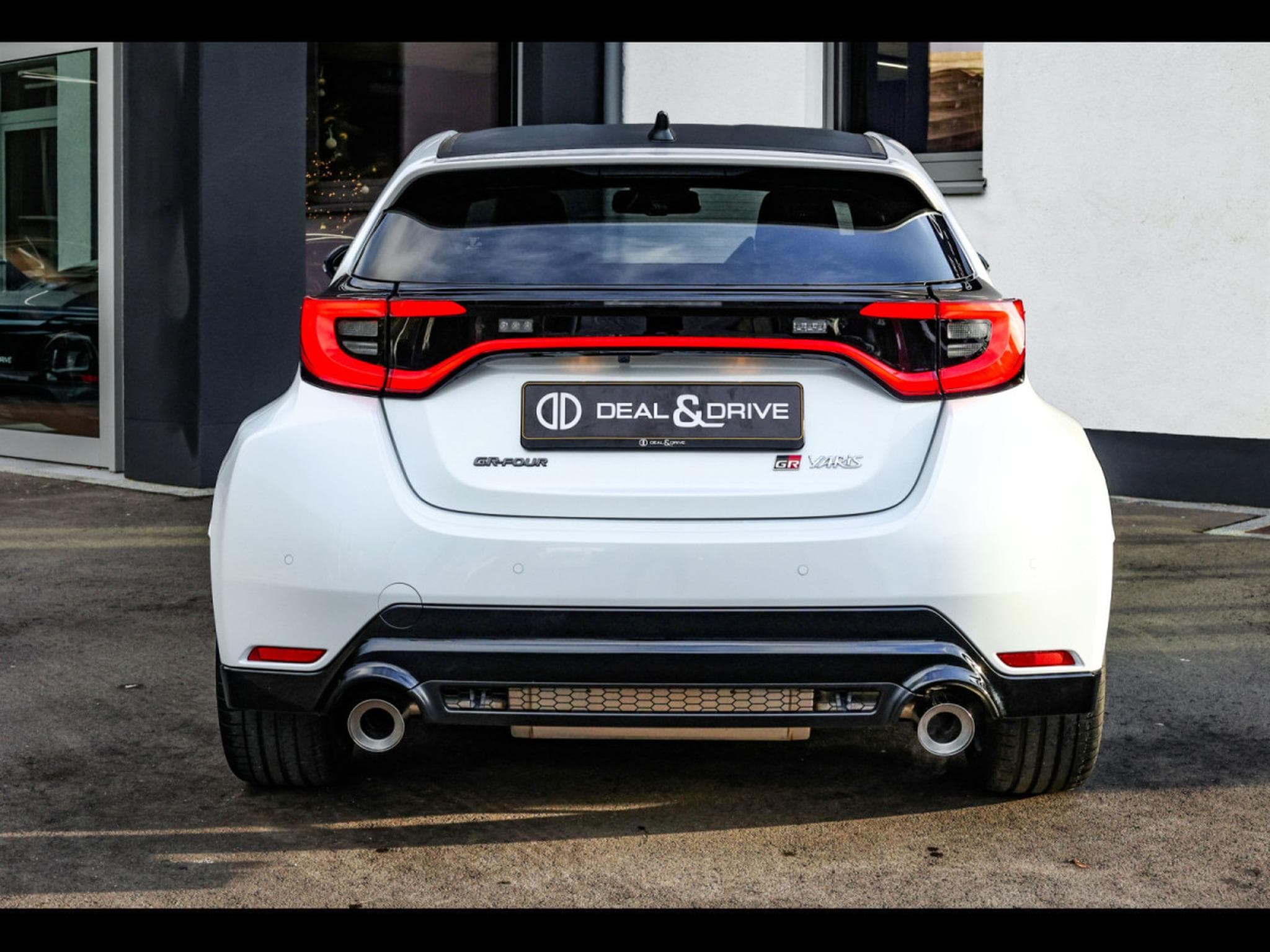 Toyota Yaris GR-FOUR 1.6 TURBO AUTO (2024) - Photo 4