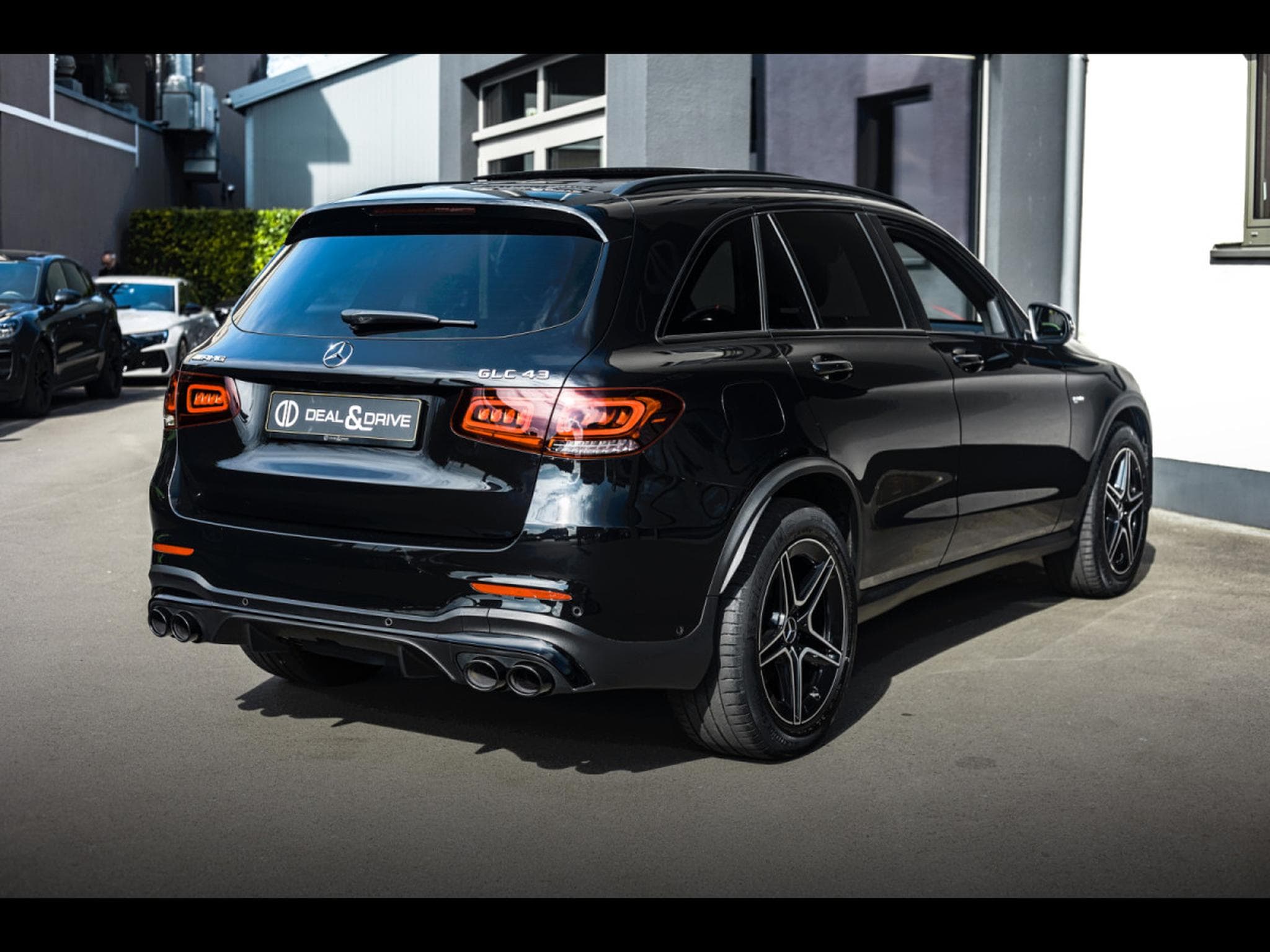 Mercedes GLC 43 AMG 4MATIC – OBSIDIAN BLACK (2022) - Foto 7