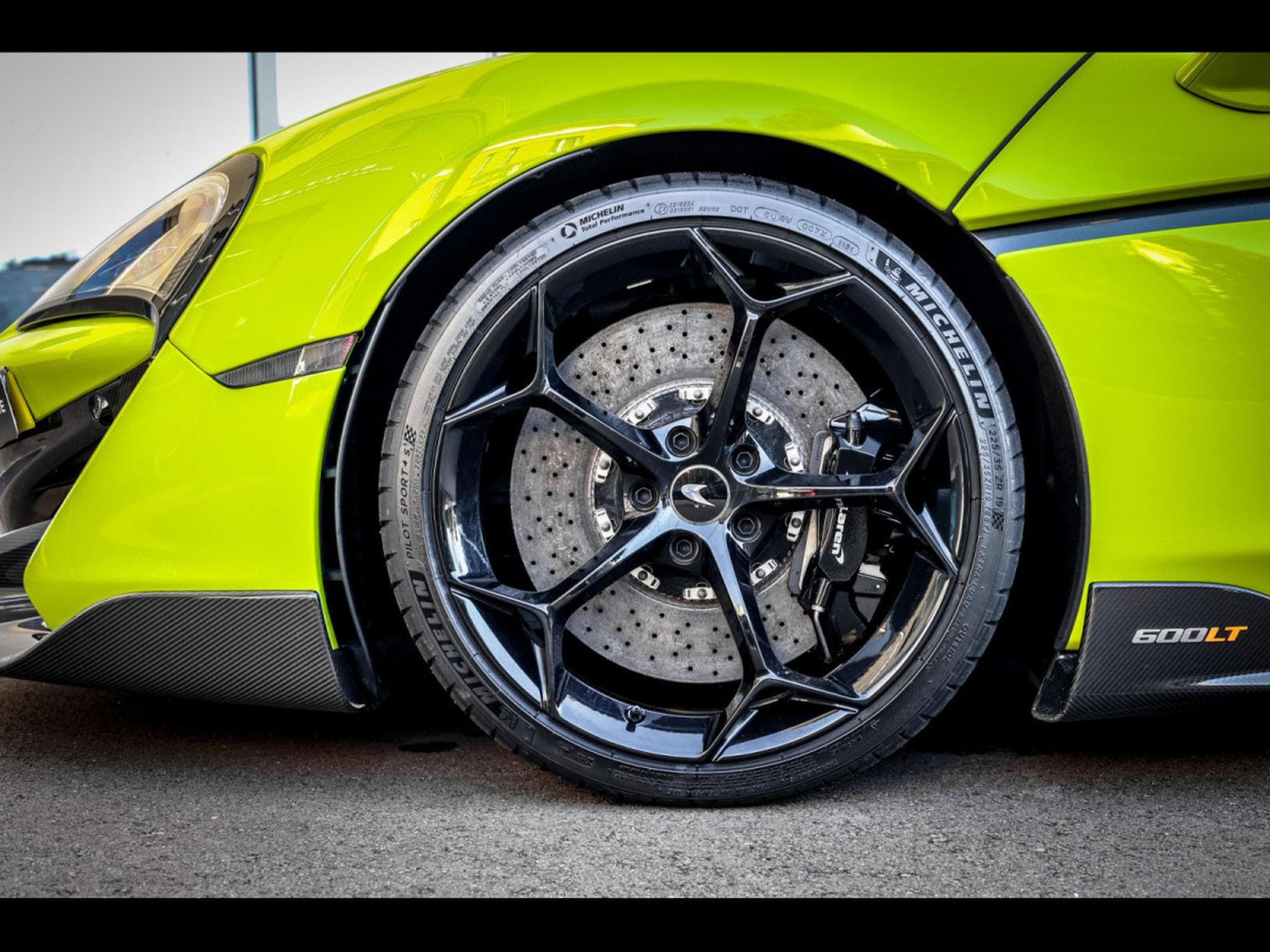 McLaren 600LT SPIDER 3.8 V8 600 – PPF - LIME GREEN ELITE PAINT (2020) - Photo 7