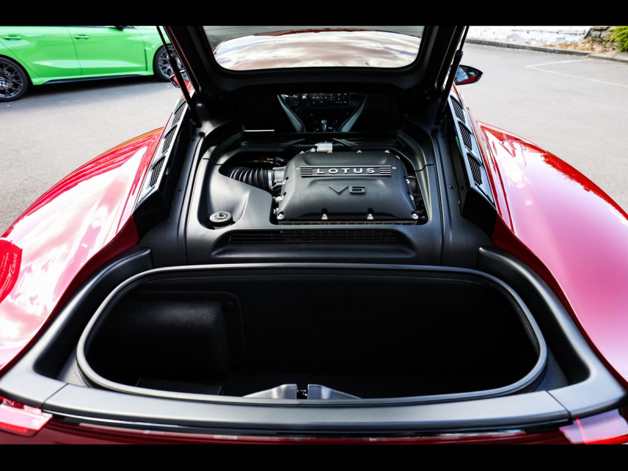 Lotus Emira COUPE 3.5 V6 FIRST EDITION DCT – ROUGE MAGMA (2023) - Photo 15