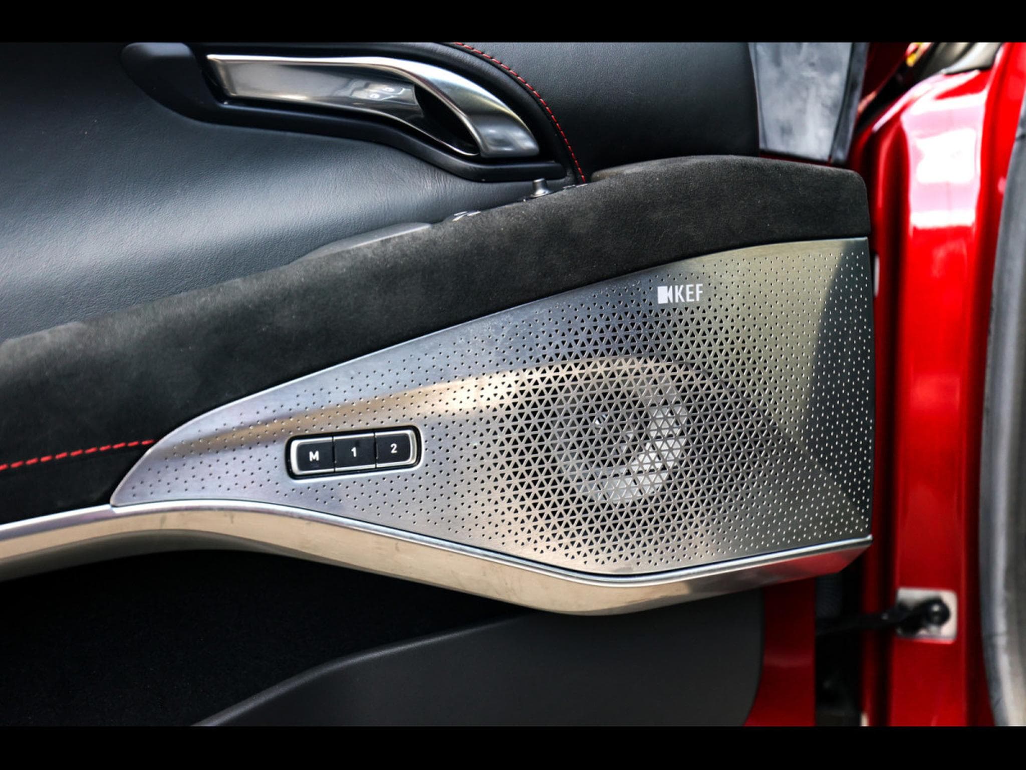 Lotus Emira COUPE 3.5 V6 FIRST EDITION DCT – ROUGE MAGMA (2023) - Photo 17