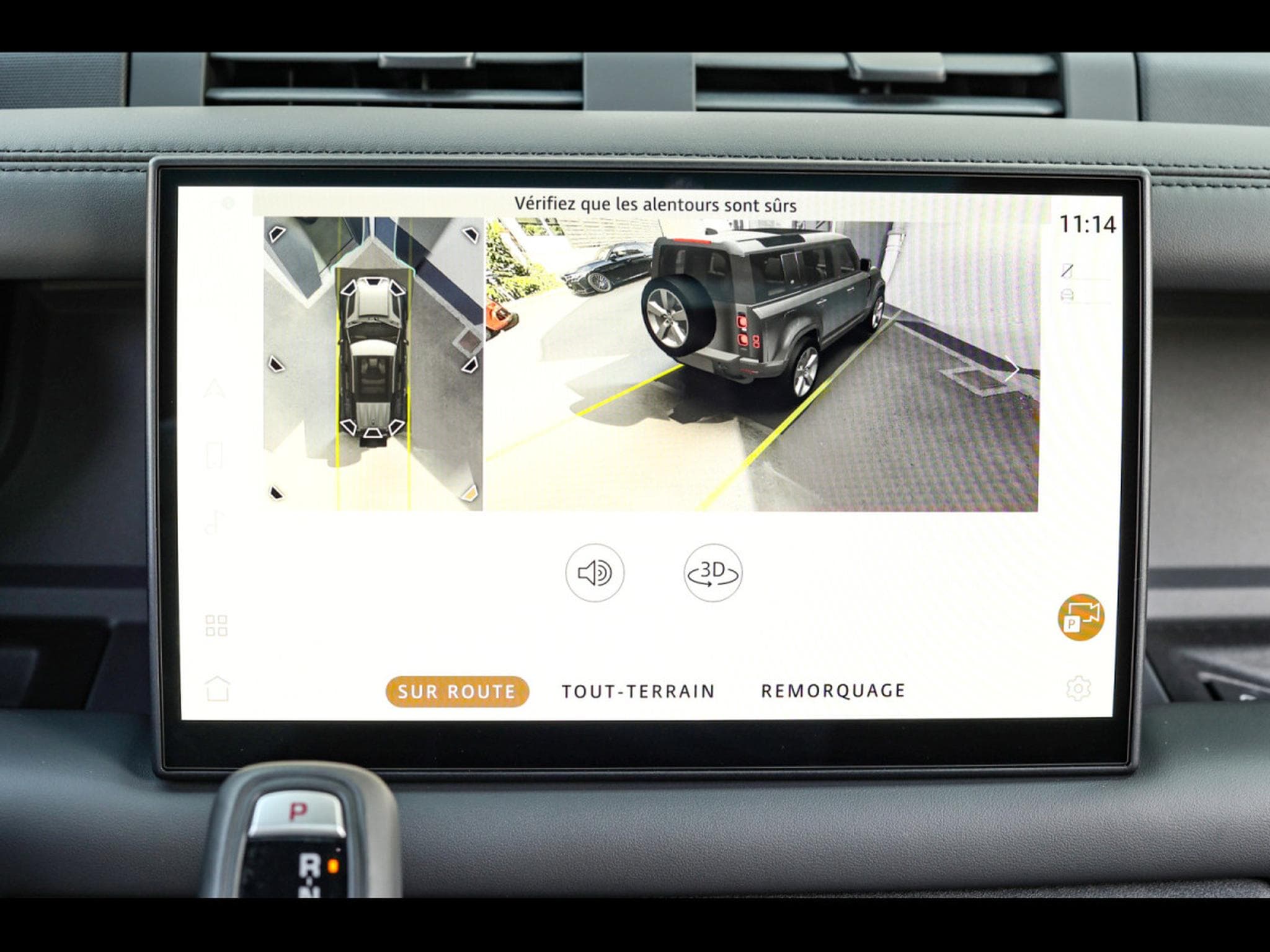 Land-Rover Defender 110 P425 X-DYNAMIC HSE - SANTORINI BLACK (2024) - Photo 23