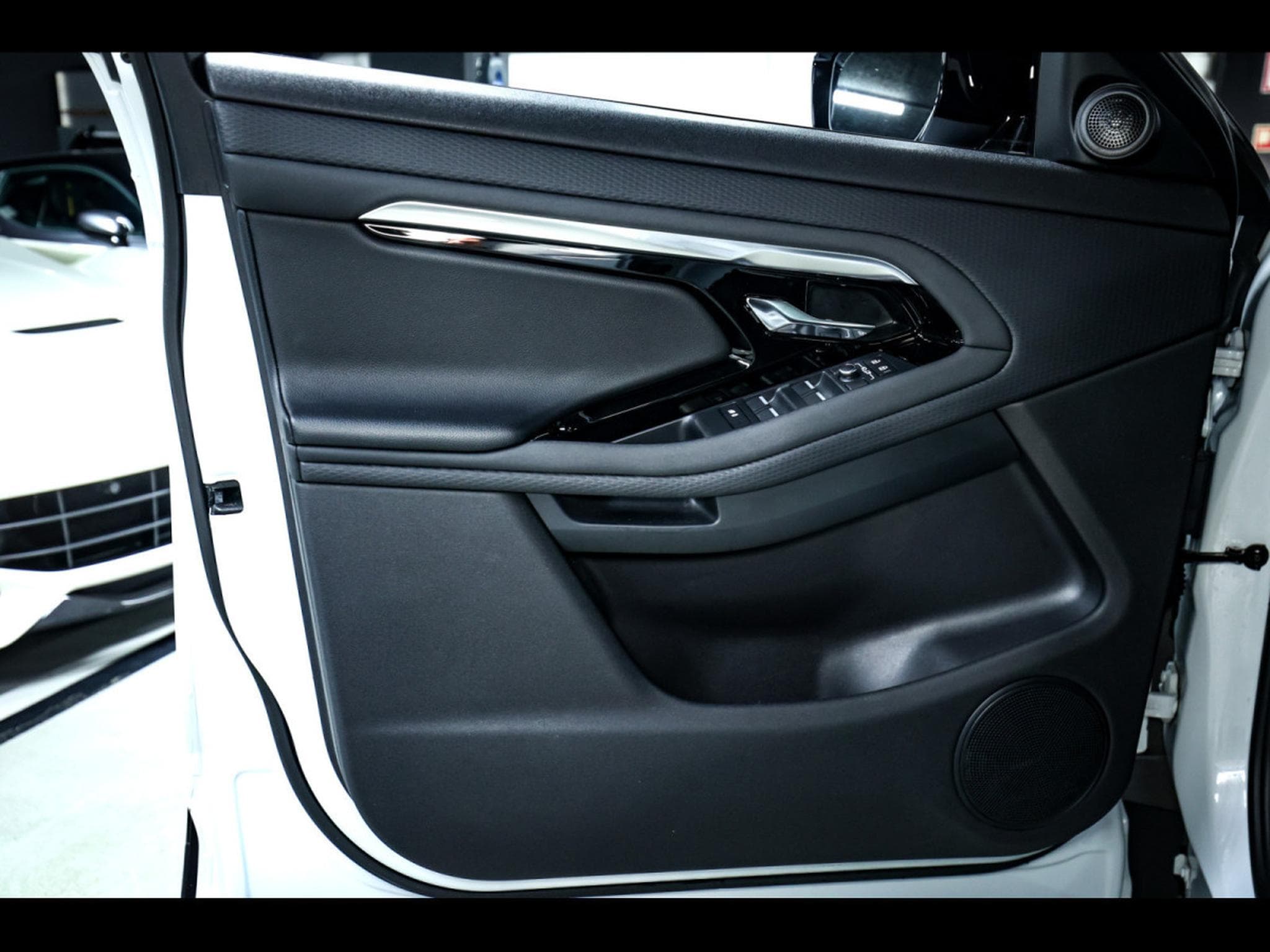 Land-Rover Range Rover Evoque D165 S AWD (2021) - Photo 9