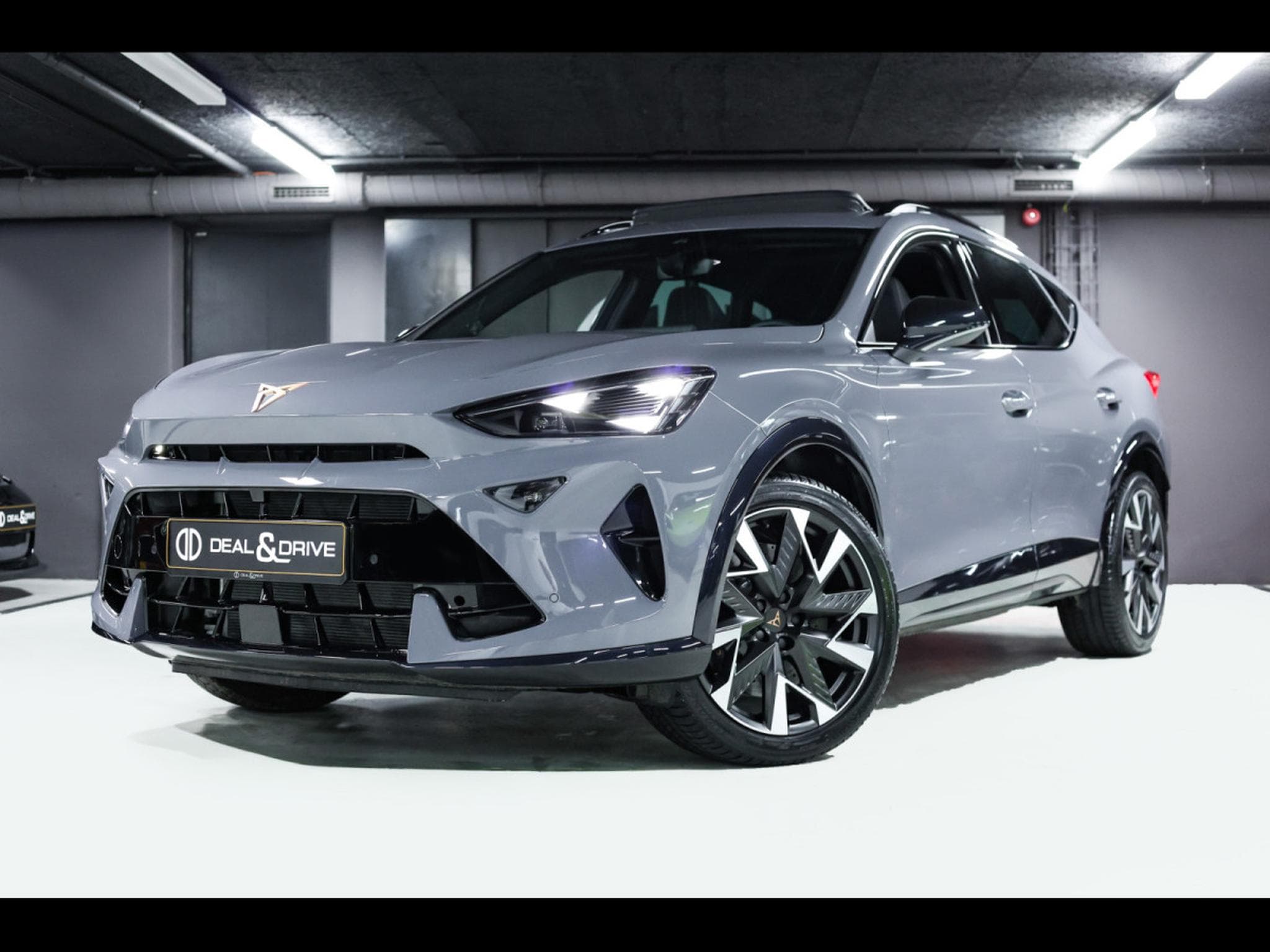 Cupra Formentor VZ 2.0 TSI 333 DSG7 4DRIVE (FACELIFT) – PACK SKYLINE - GRAPH (2025) - Photo 1