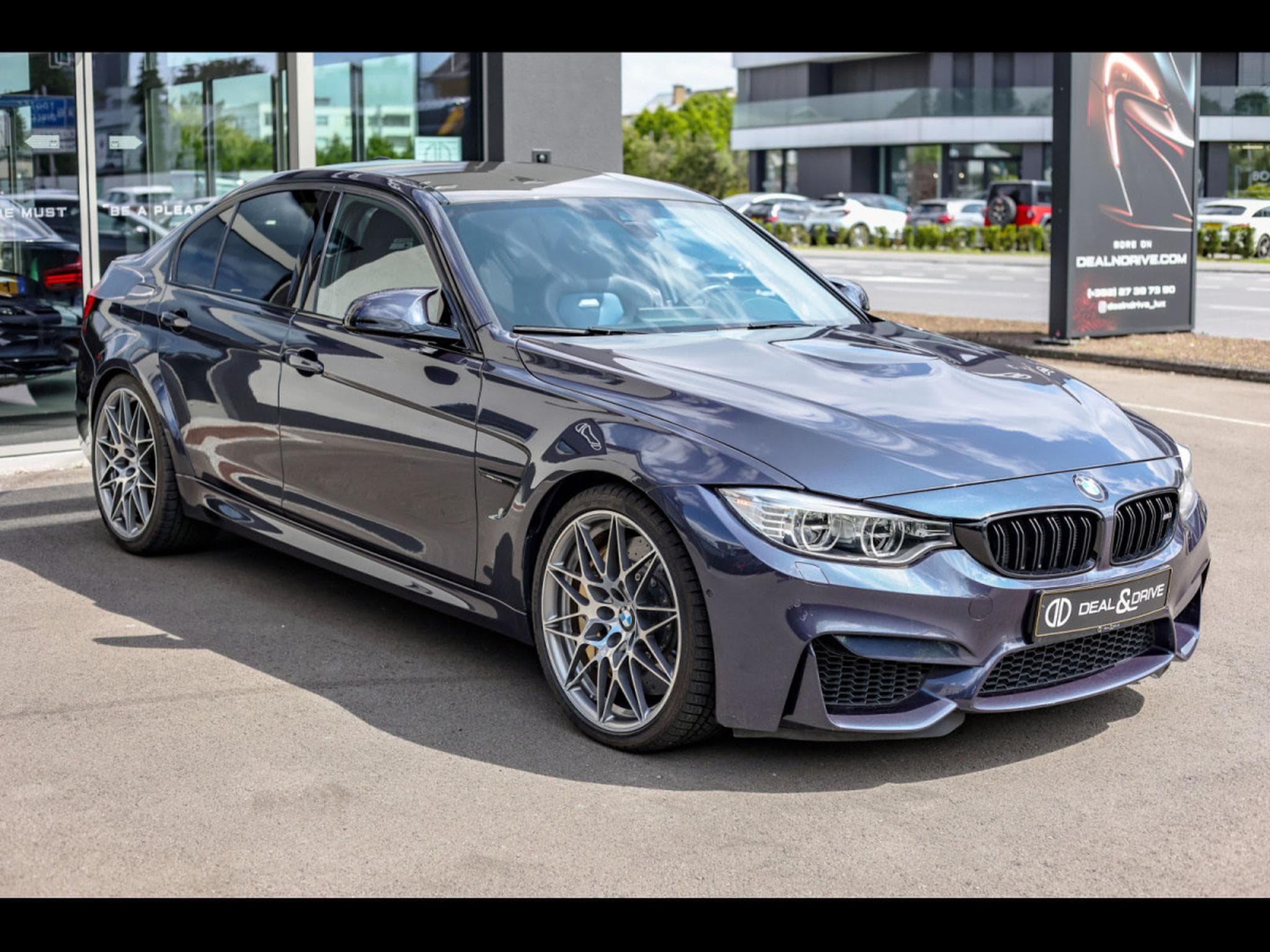 BMW M3 COMPETITION (F80) 30 JAHRE EDITION 1 OF 500 - IMMAT FR. (2016) - Photo 6
