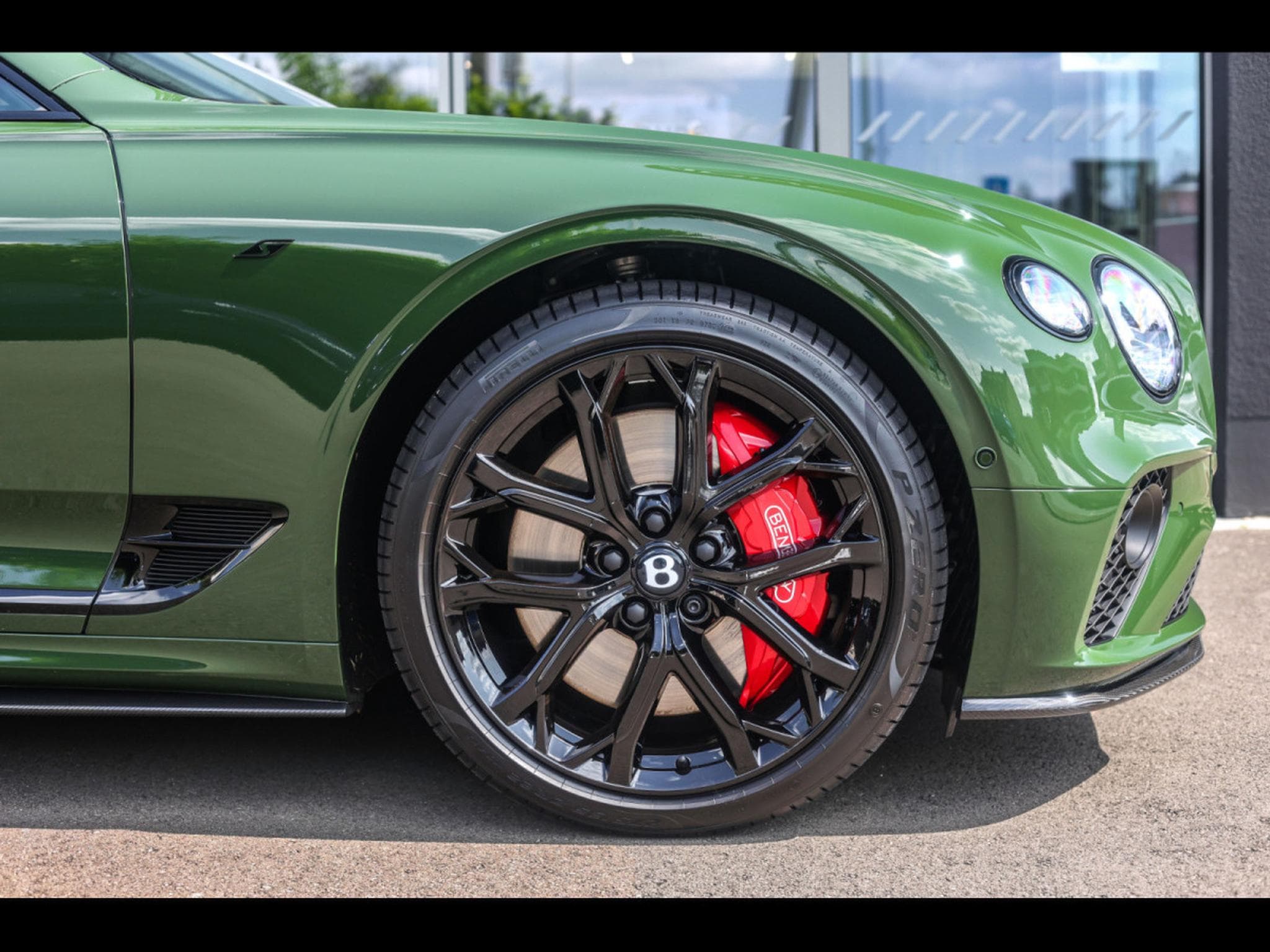 Bentley Continental GT III S V8 COUPE – BRITISH RACING GREEN 4 - CARBON EXTERIOR PA (2023) - Photo 9