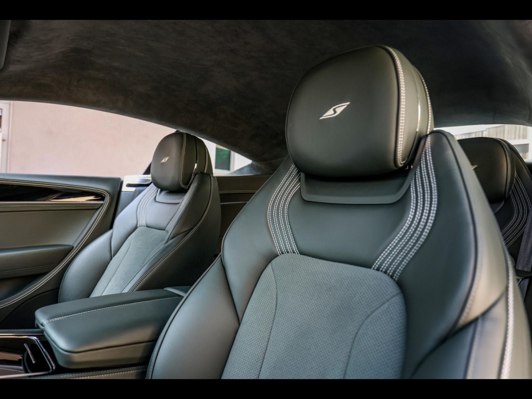 Bentley Continental GT III S V8 COUPE – BRITISH RACING GREEN 4 - CARBON EXTERIOR PA (2023) - Photo 20