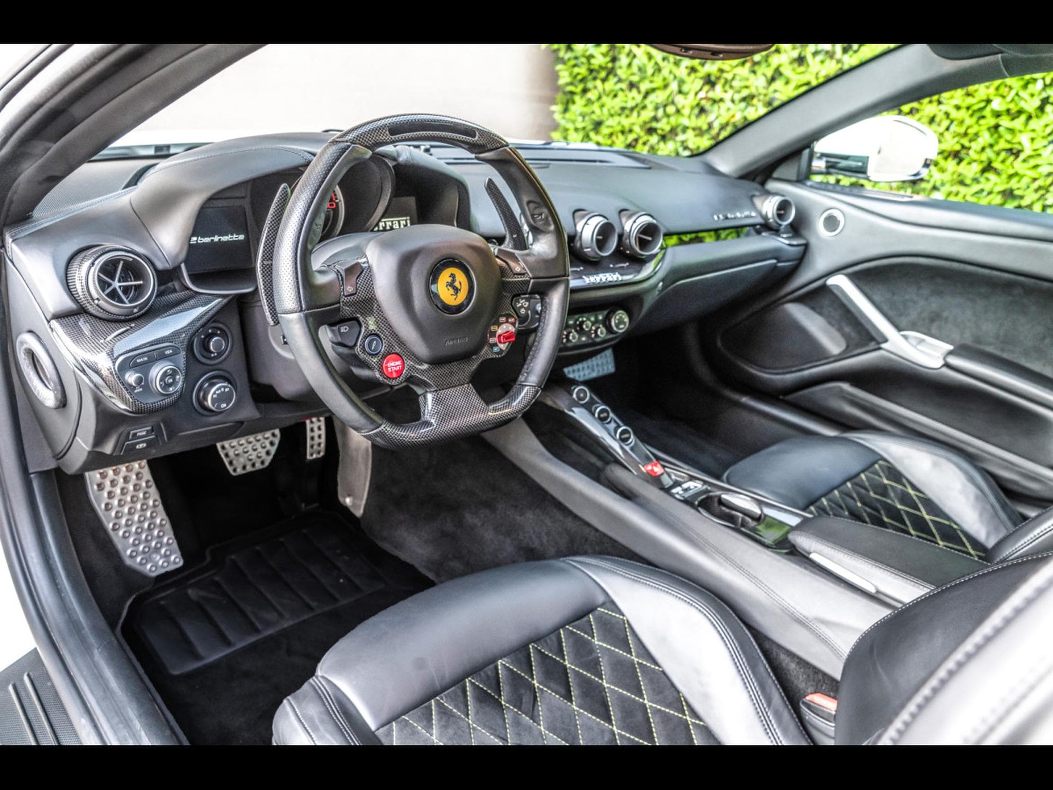 Ferrari F12 Berlinetta 6.3 V12 F1 – BIANCO AVUS – LA FERRARI STYLE WHEELS (2013) - Photo 10