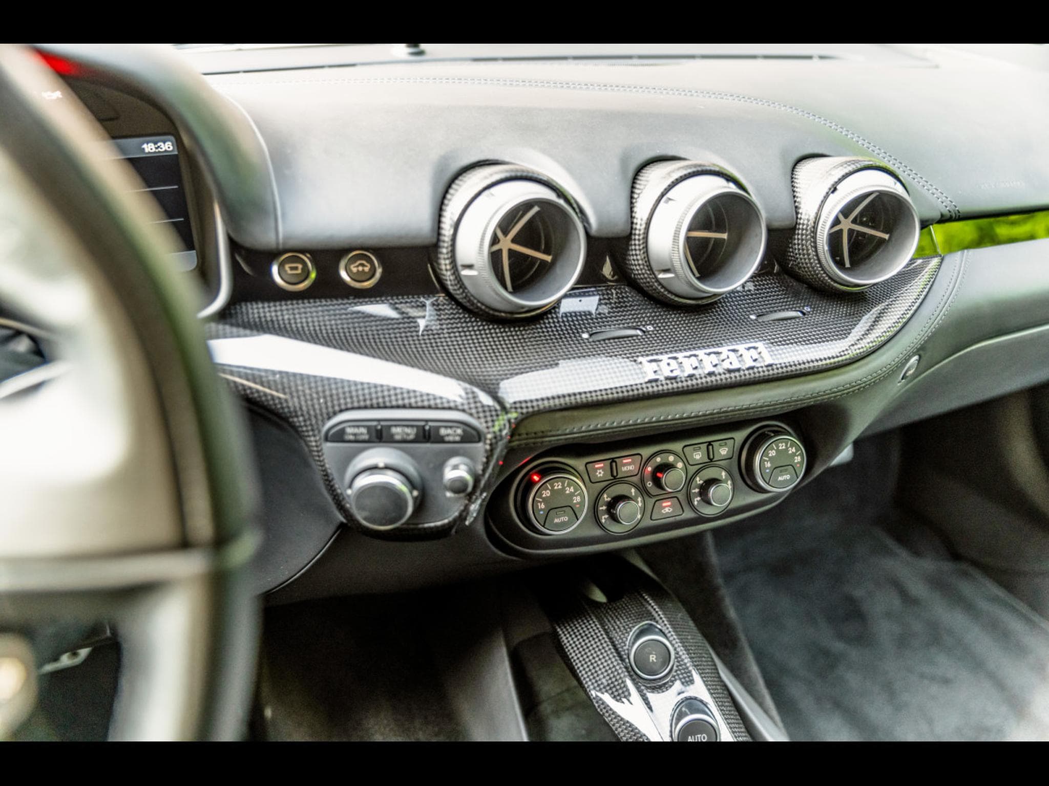 Ferrari F12 Berlinetta 6.3 V12 F1 – BIANCO AVUS – LA FERRARI STYLE WHEELS (2013) - Photo 13