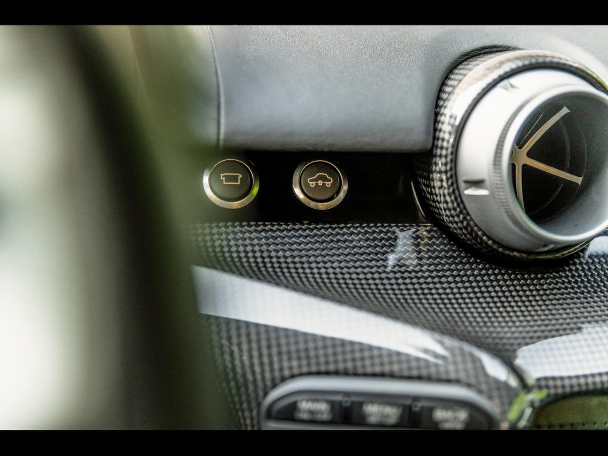 Ferrari F12 Berlinetta 6.3 V12 F1 – BIANCO AVUS – LA FERRARI STYLE WHEELS (2013) - Photo 17