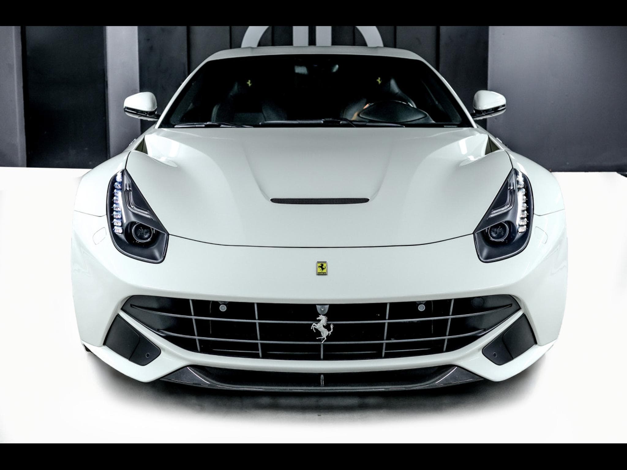 Ferrari F12 Berlinetta 6.3 V12 F1 – BIANCO AVUS – LA FERRARI STYLE WHEELS (2013) - Photo 5