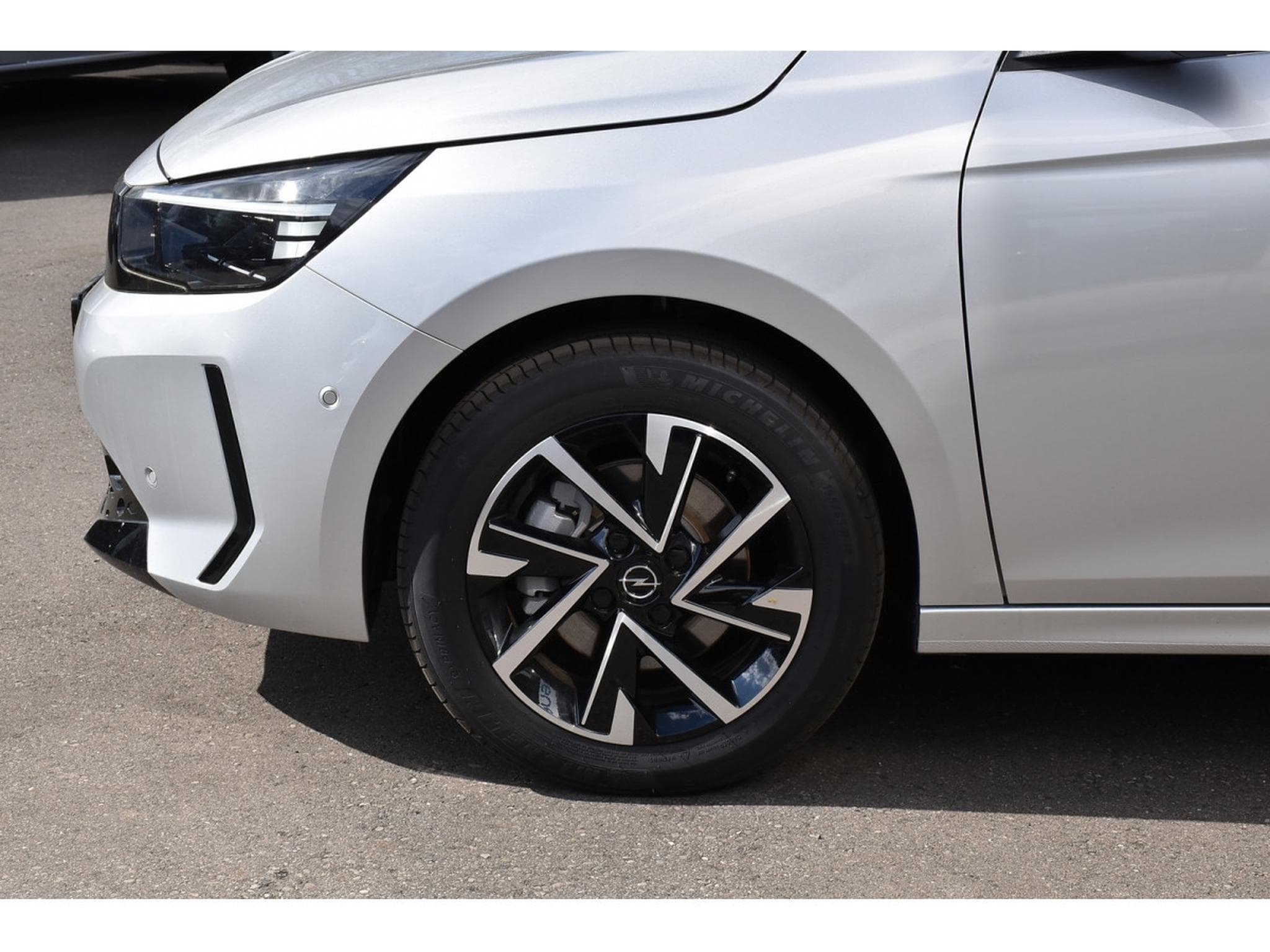 Opel Corsa 1.2 Turbo GS REGUL LANE SIDE CAM NEUVE (2025) - Foto 5