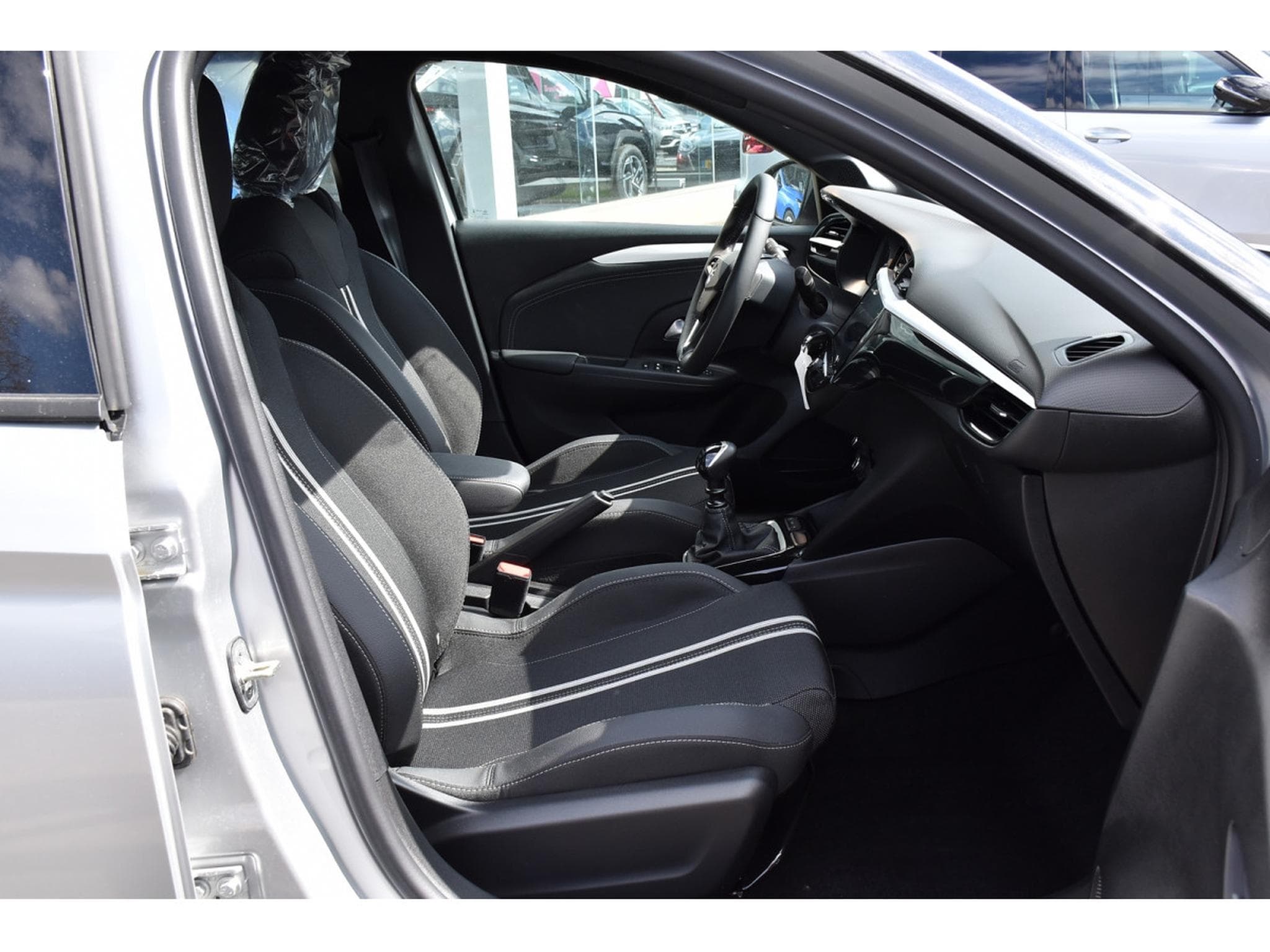 Opel Corsa 1.2 Turbo GS REGUL LANE SIDE CAM NEUVE (2025) - Foto 7