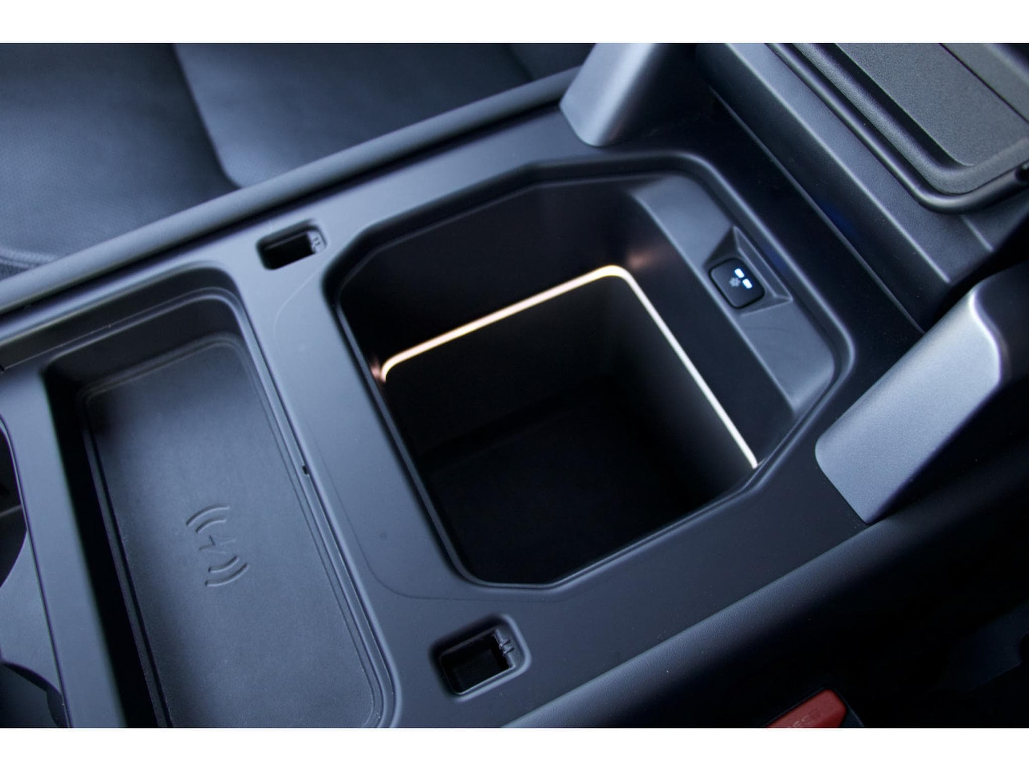 Land-Rover Defender 110 X-Dynamic HSE P400 AHK ACC Standh. 22" (2022) - Photo 13