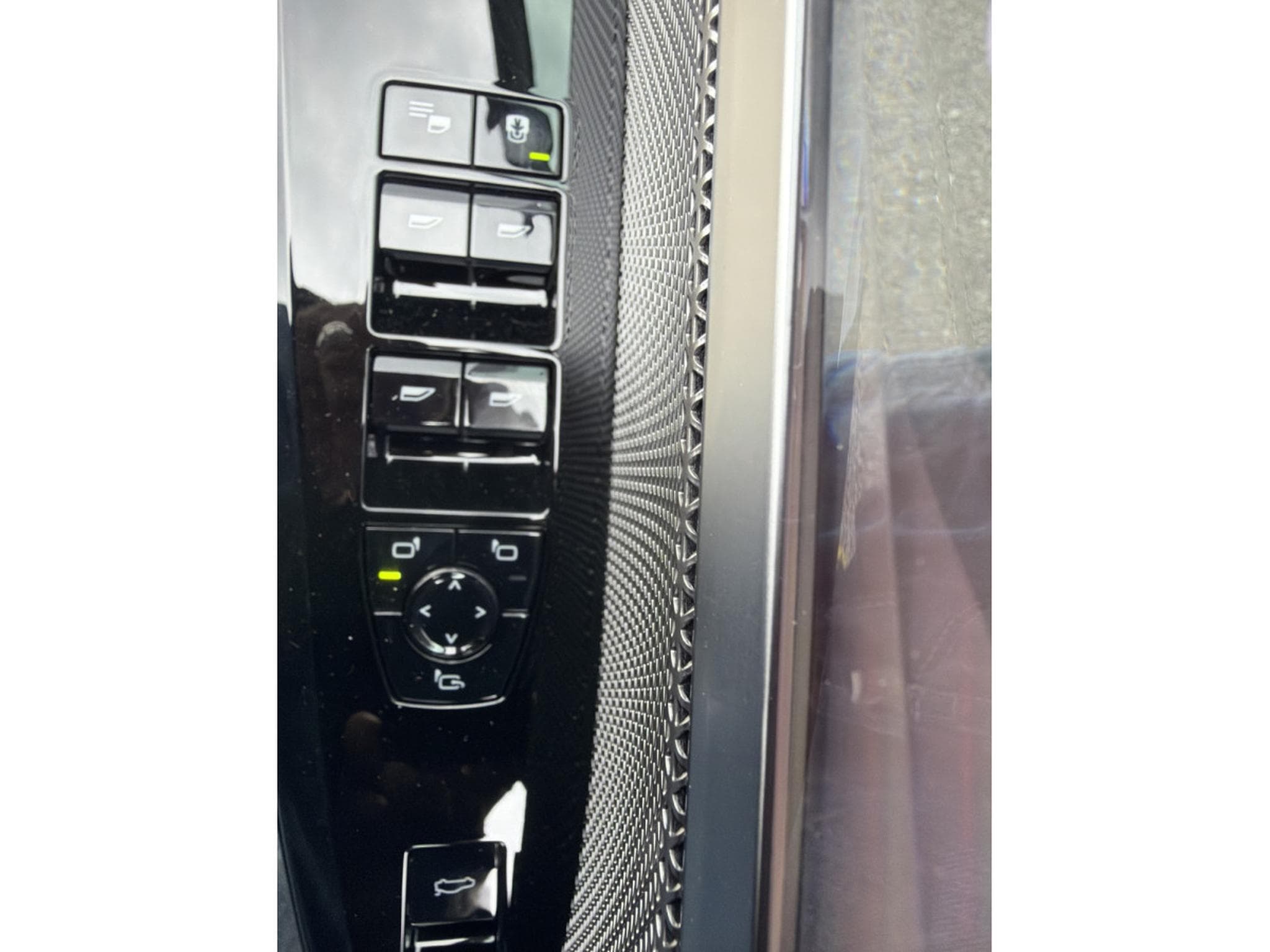 BMW M760 M760E XDRIVE (2026) - Photo 16